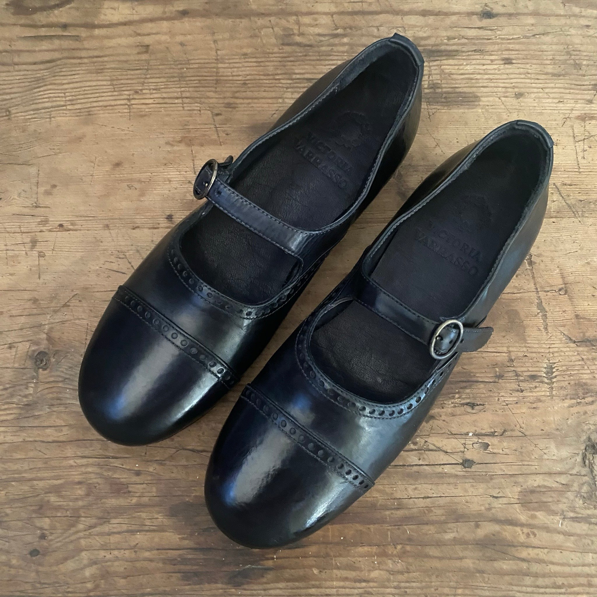 Bootmaker Sale Jones Bootmaker Victoria Victoria Varrasso Black