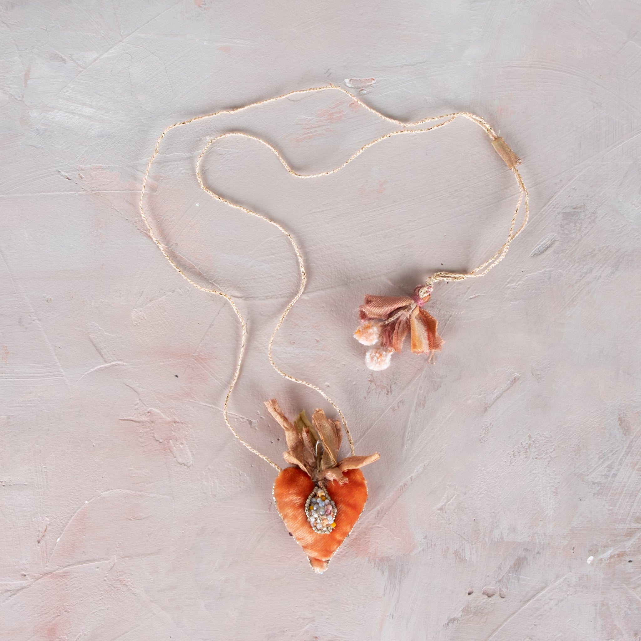 Antomoon Silk Velvet Hand Embroidered Heart Necklace