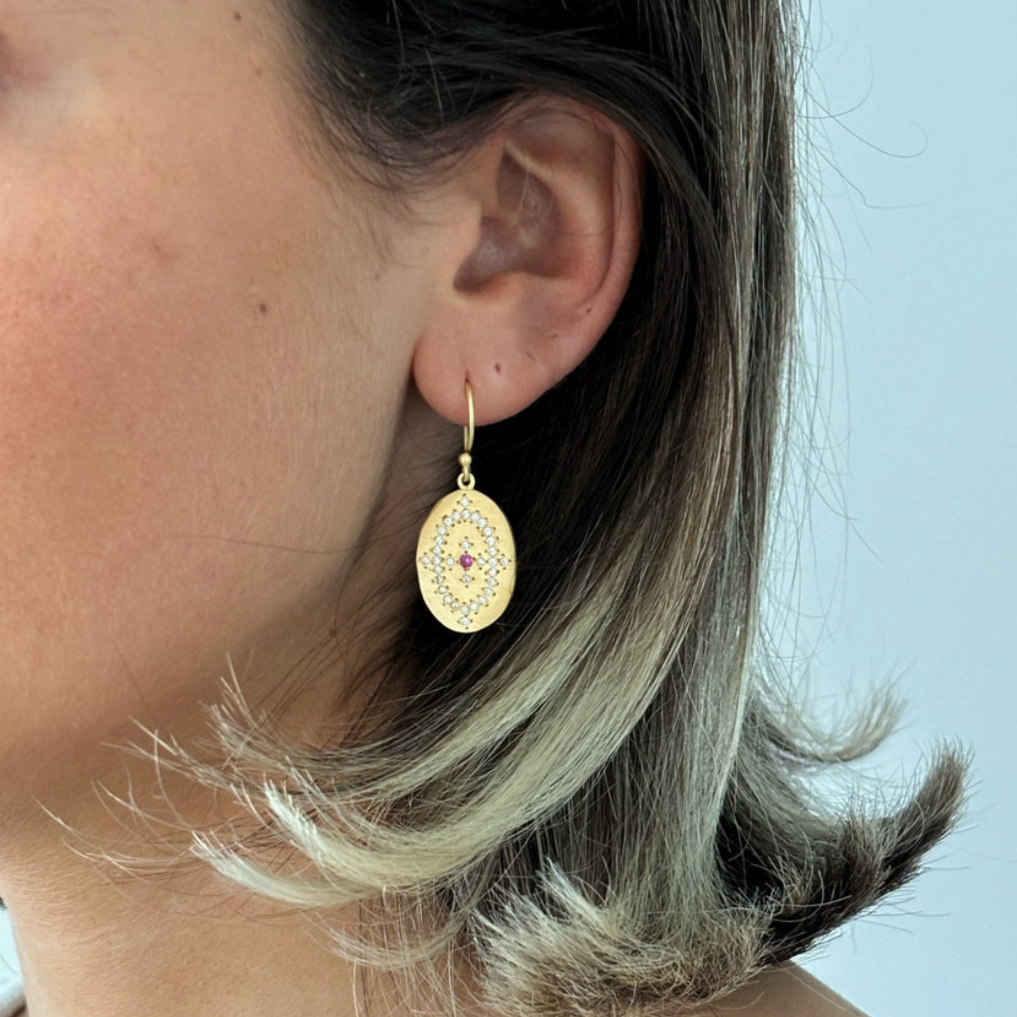 Rubyteva Ruby Zircon Rosa Earrings