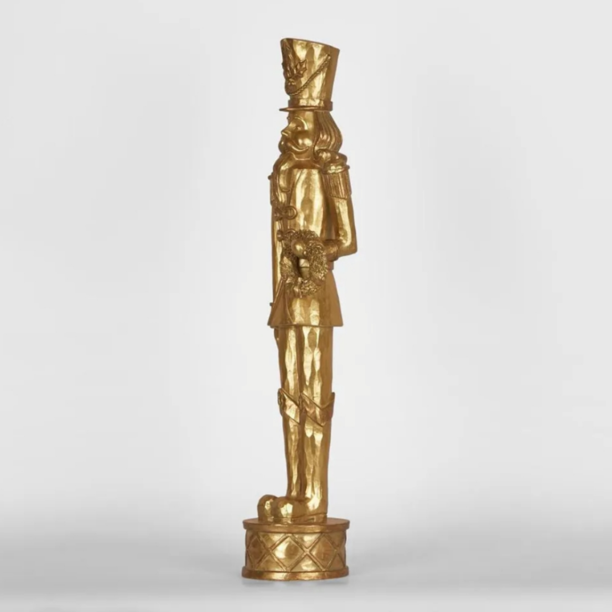 Royale Nutcracker Golden Statue