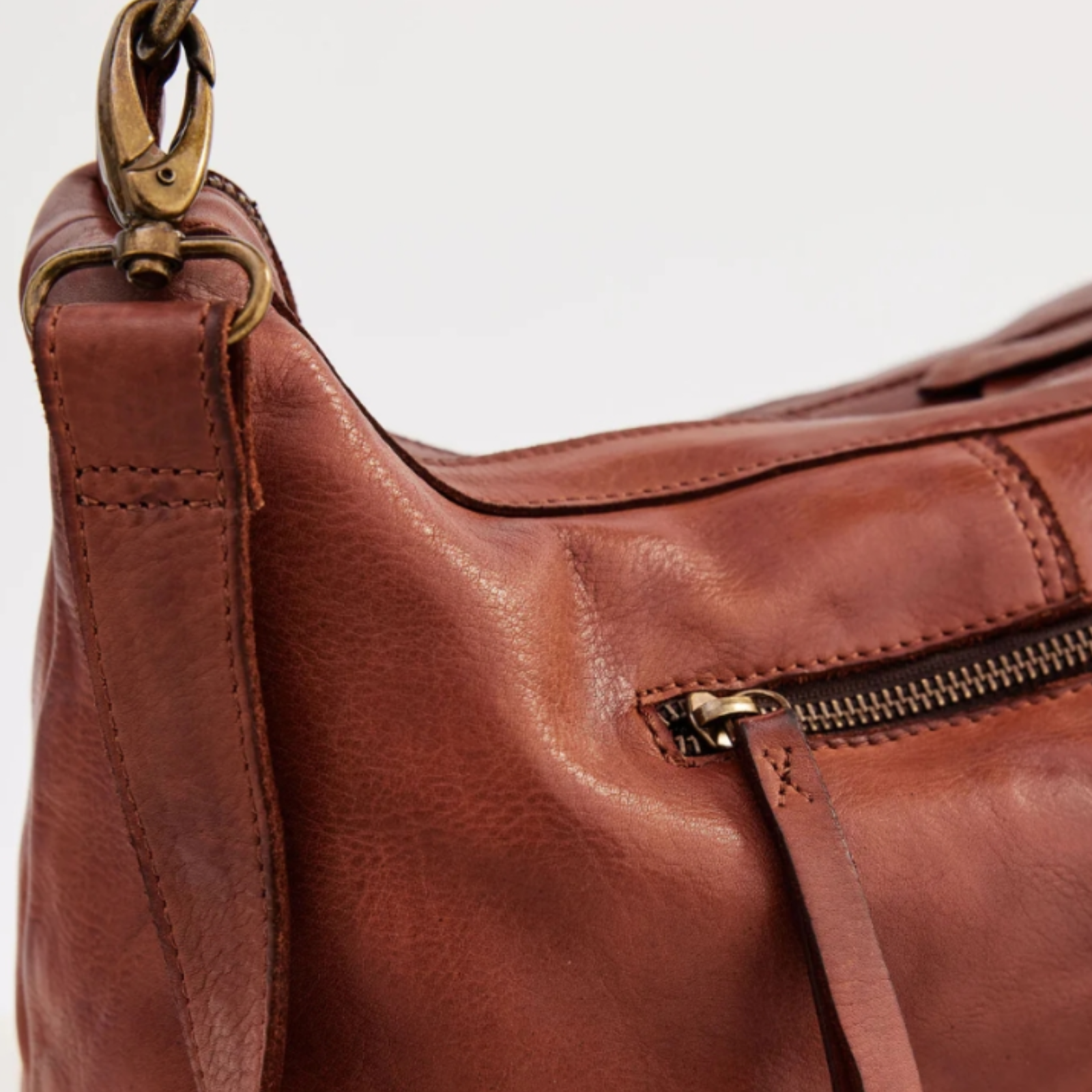Juju & Co Signature Slouchy Leather Bag