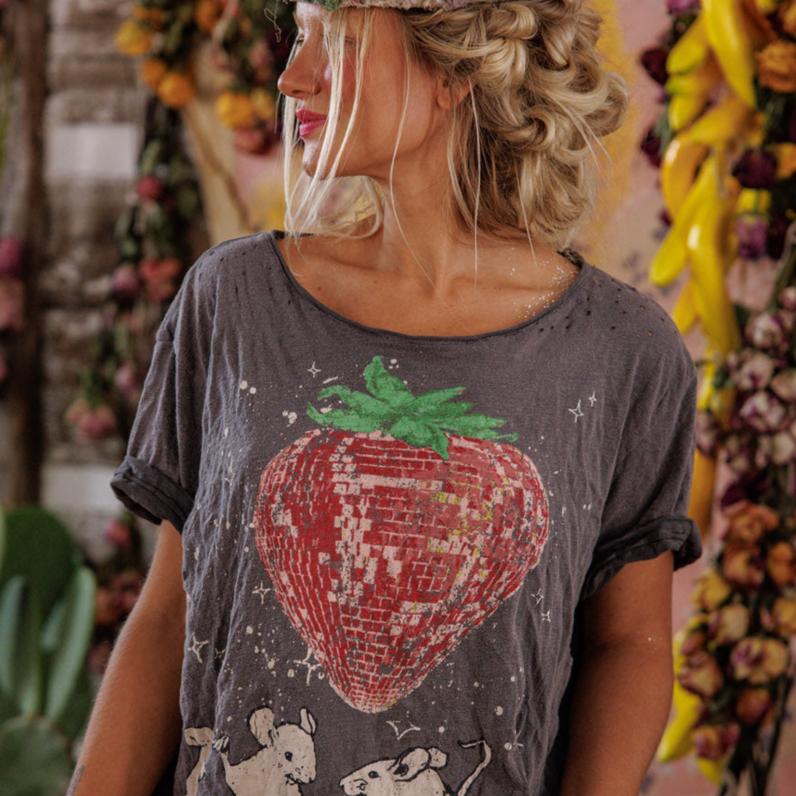 Magnolia Pearl Discotheque Fraises Tee