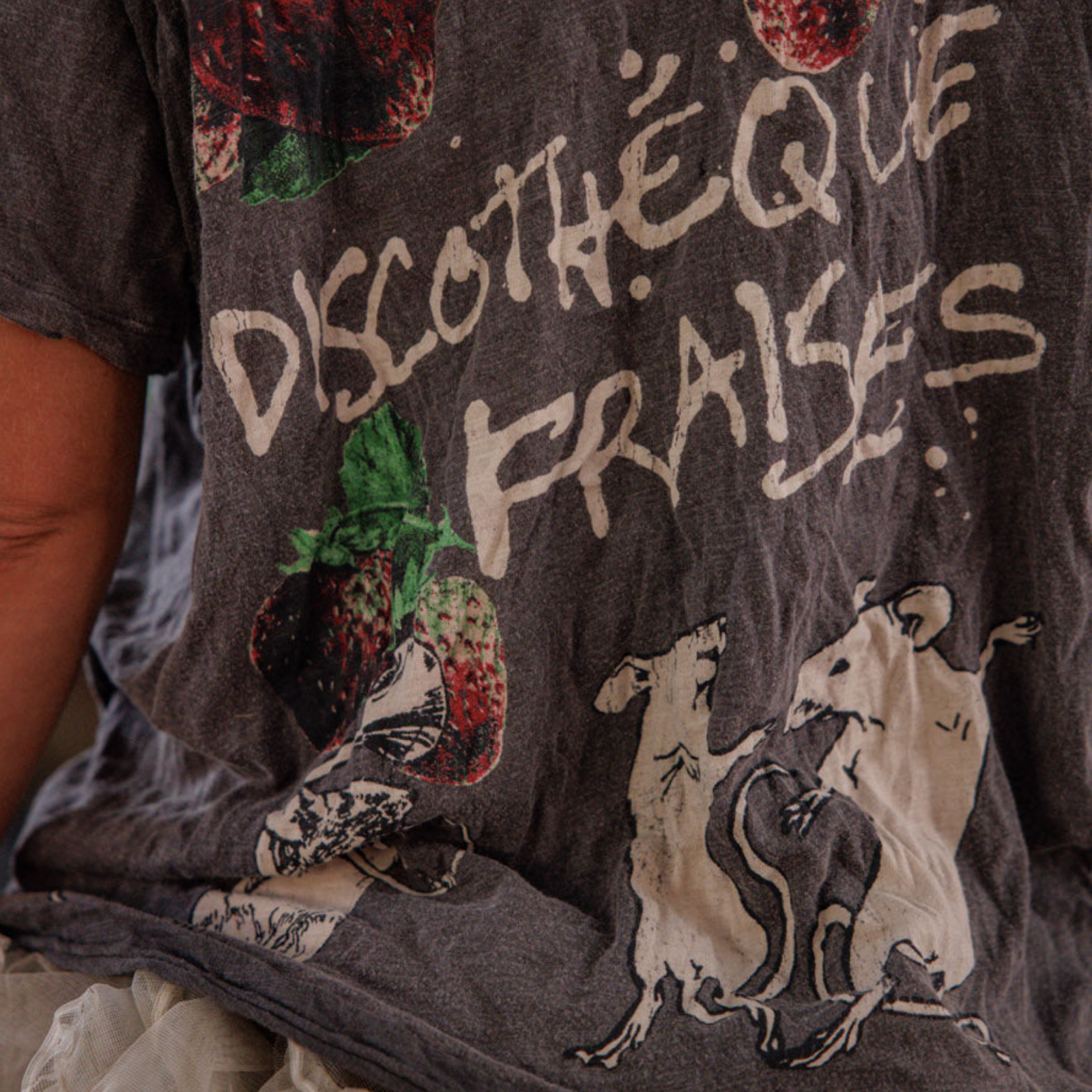 Magnolia Pearl Discotheque Fraises Tee