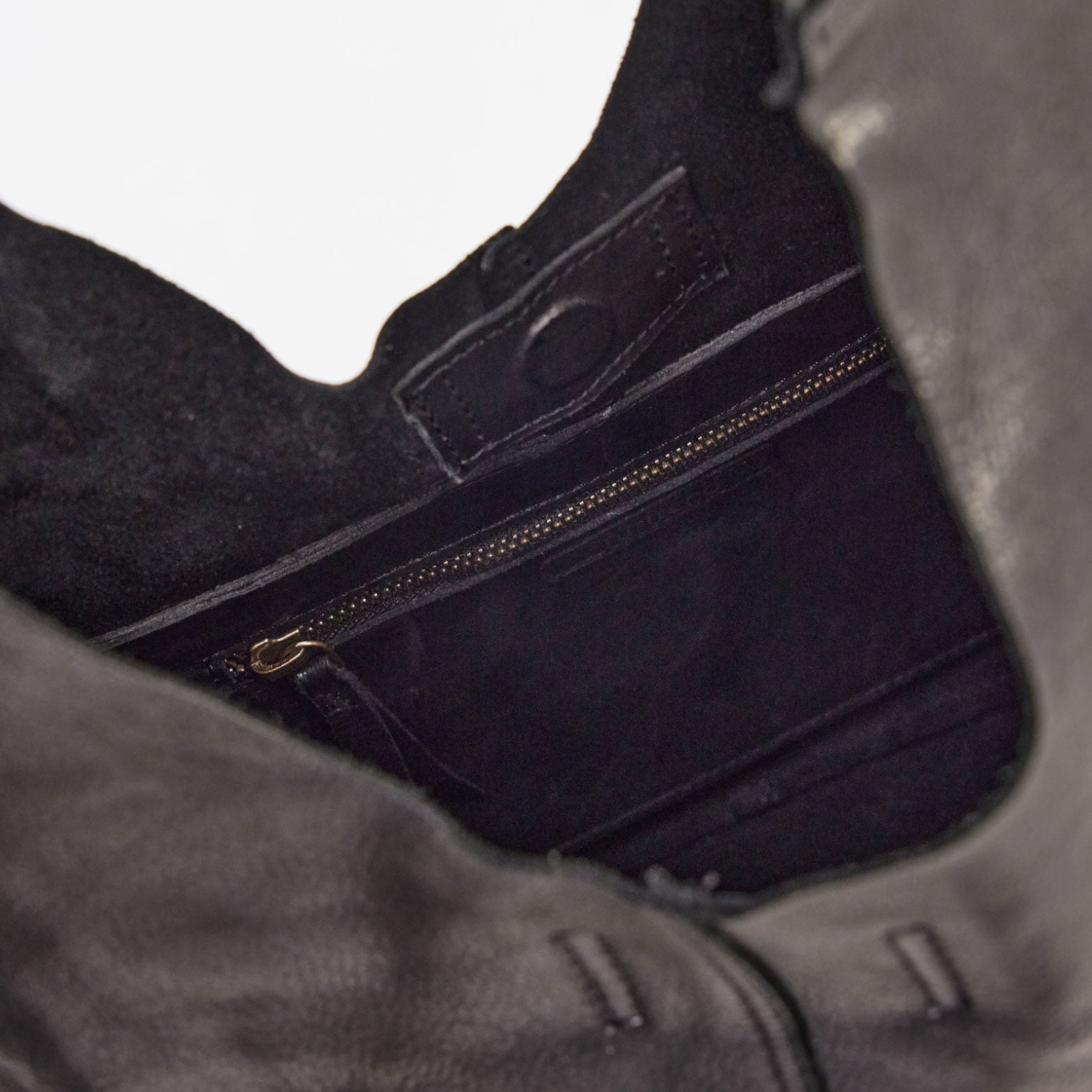 Juju & Co Unlined Slouchy Leather Bag