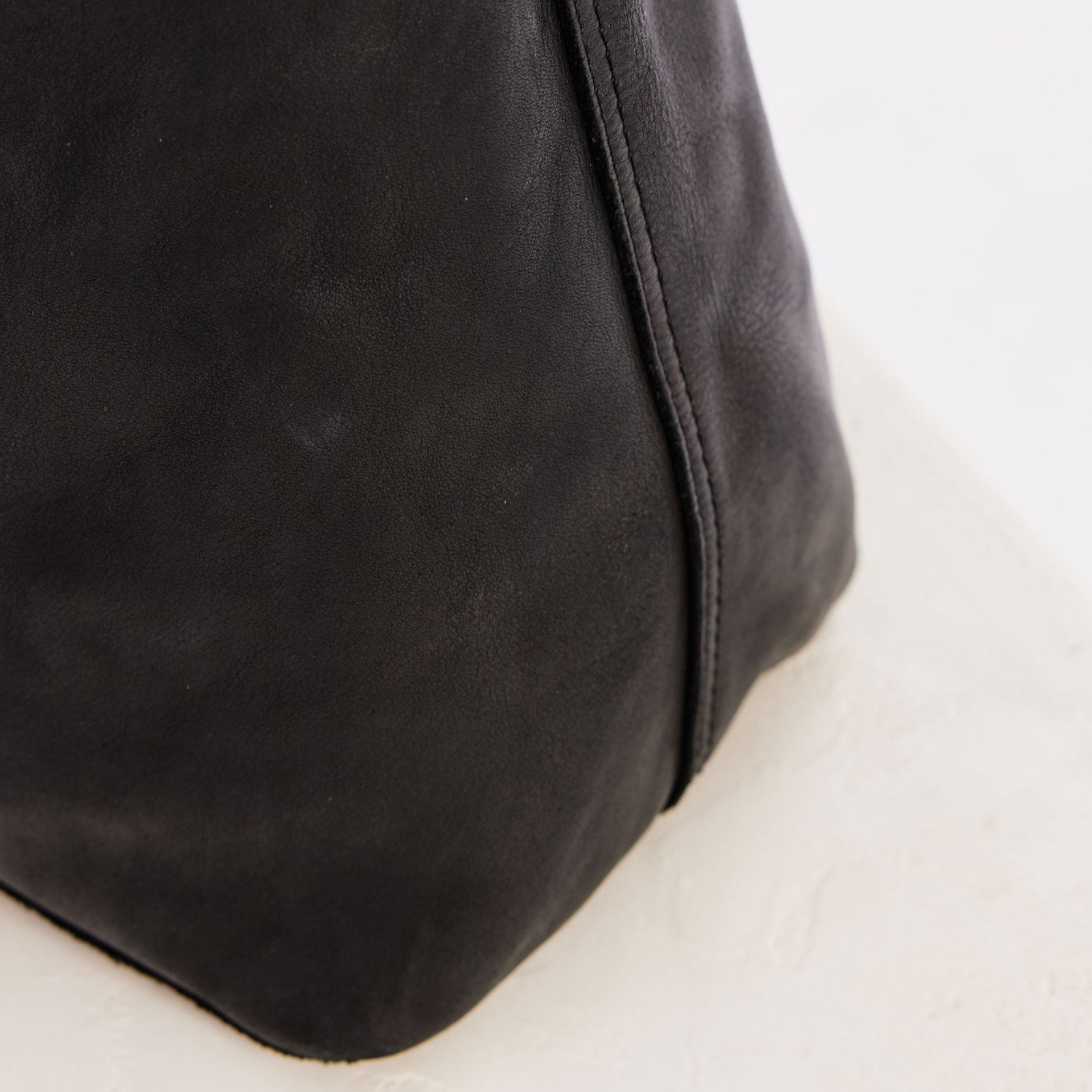 Juju & Co Unlined Slouchy Leather Bag