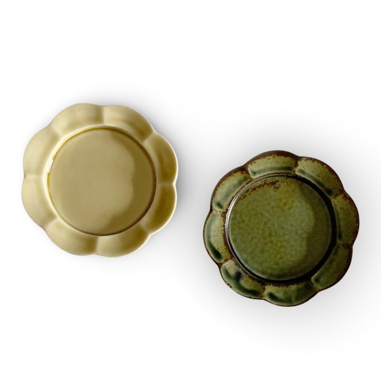 Hibi Seto Porcelain Flower Incense Dish