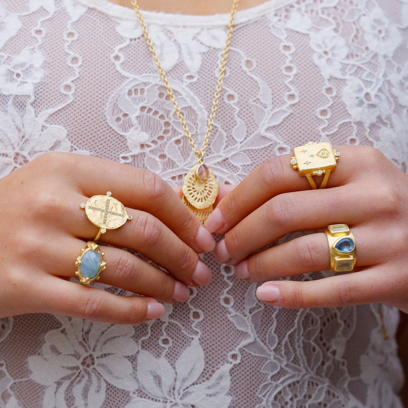 Rubyteva Aquamarine Atlas Ring