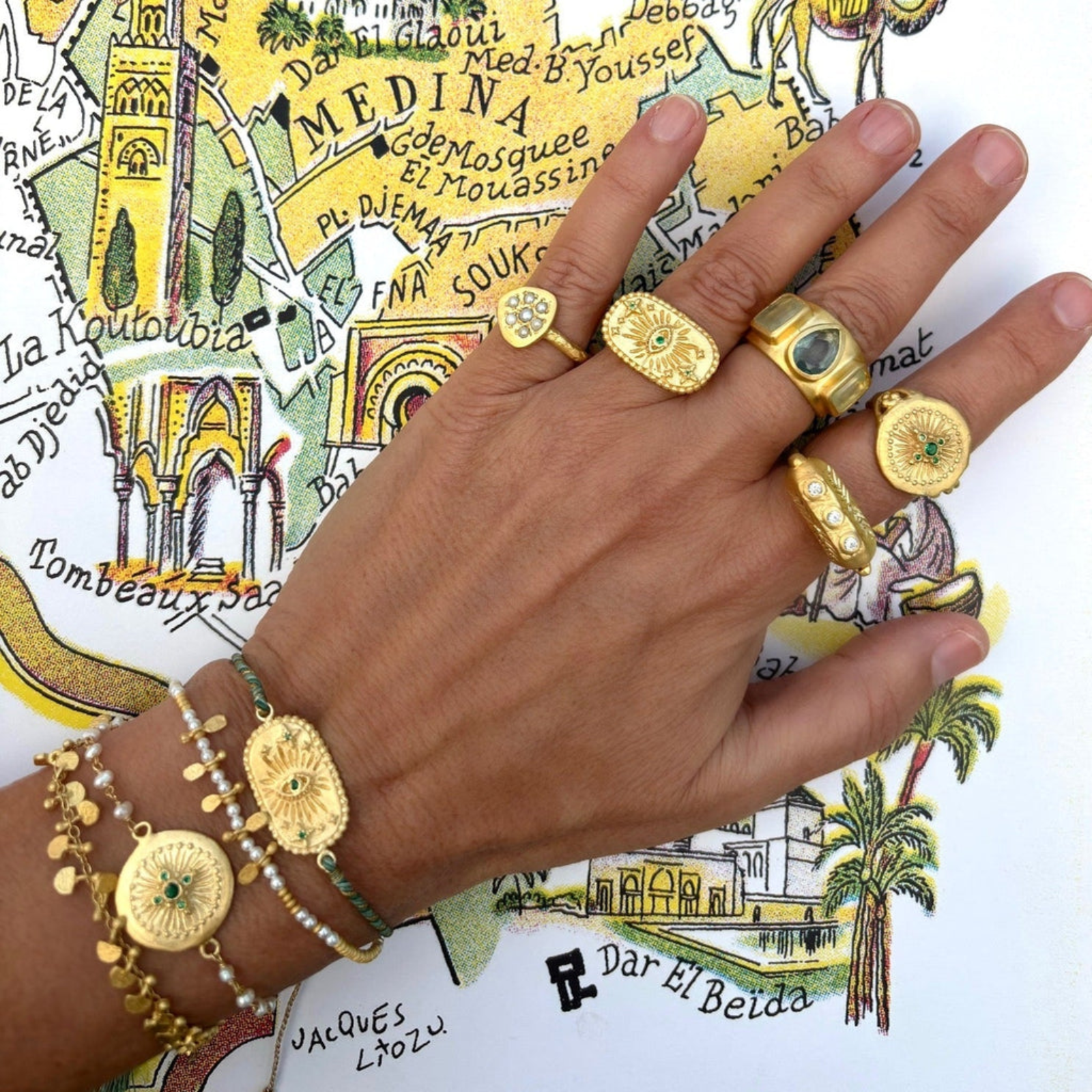 Rubyteva Green Zircon Haveli Ring