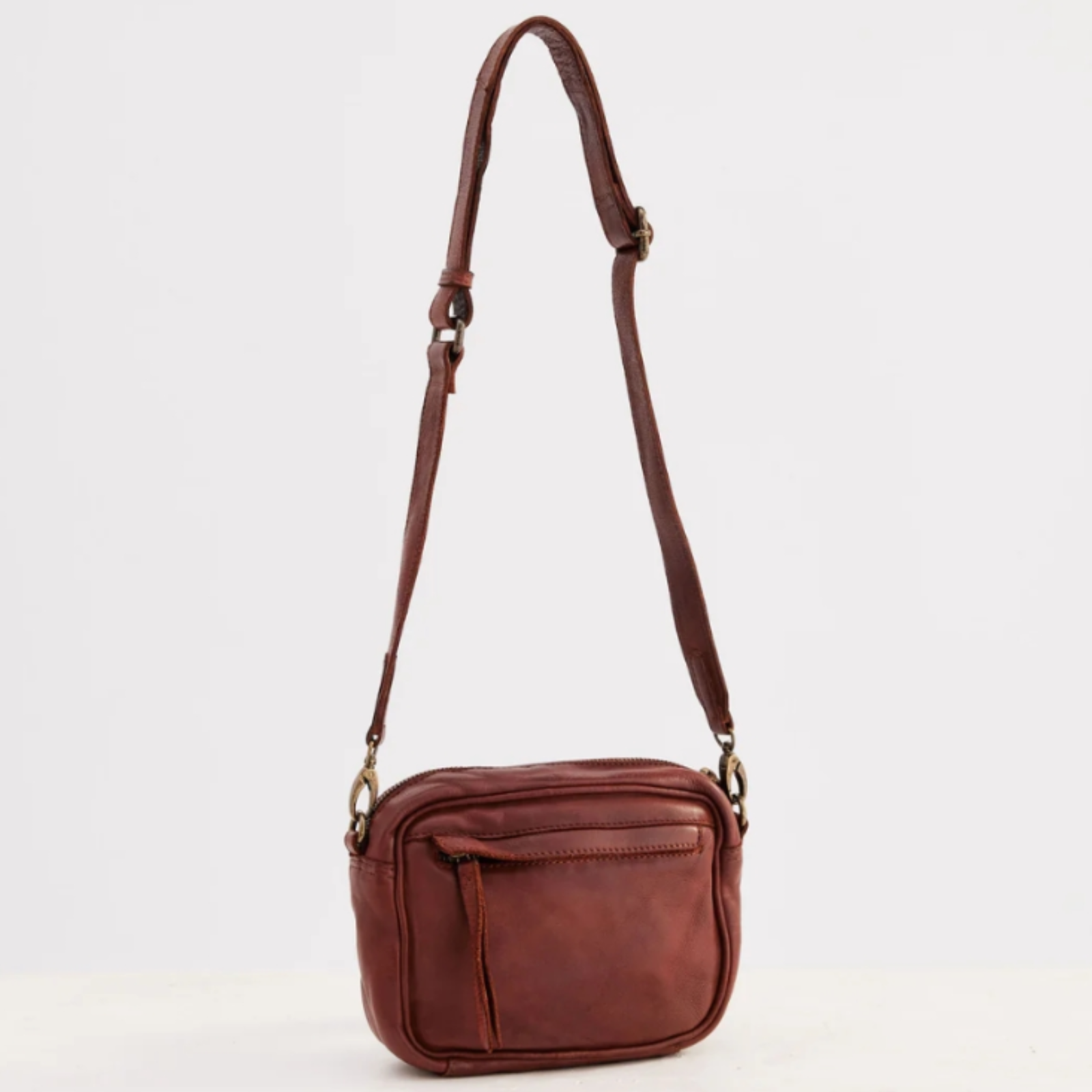 Juju & Co Camera Crossbody Bag
