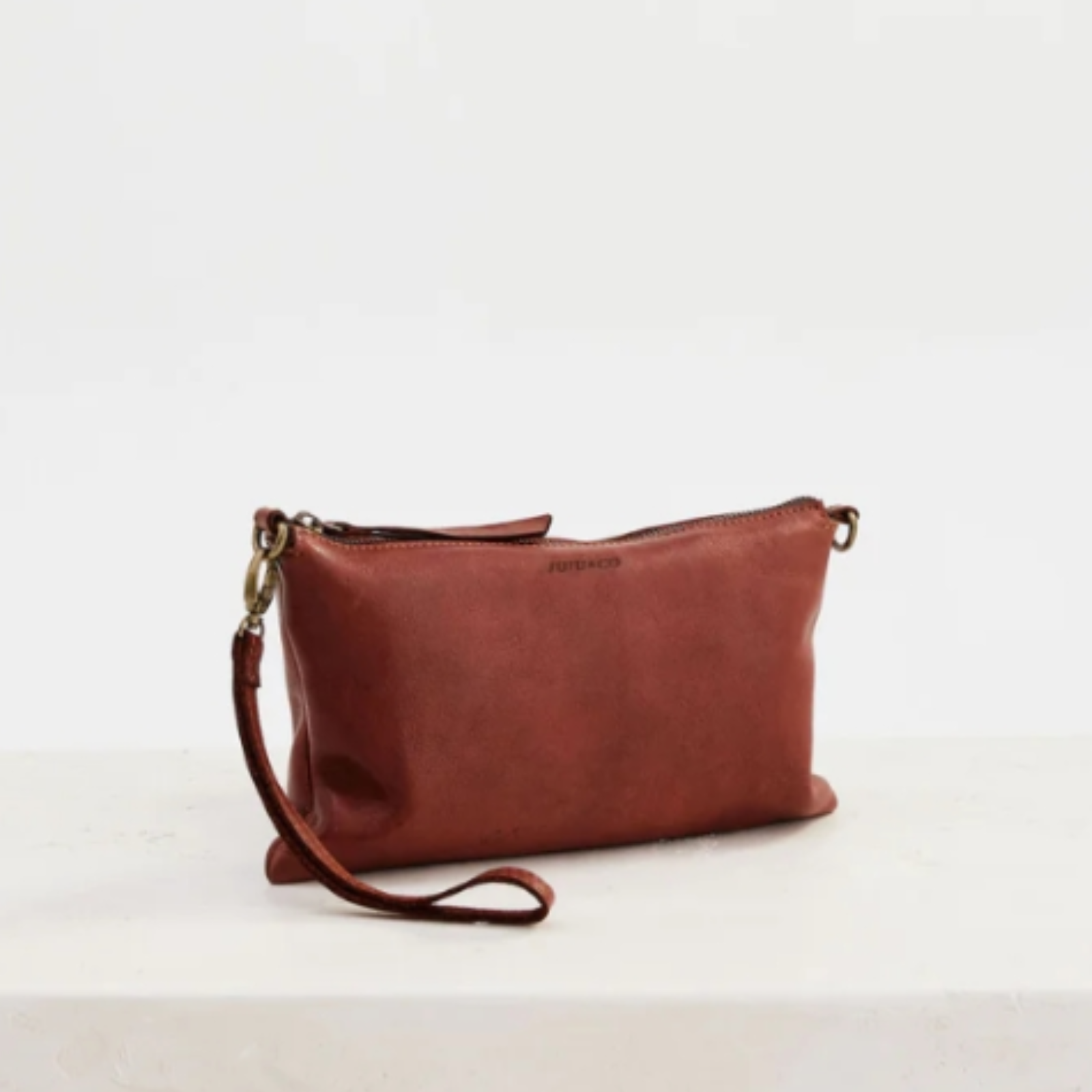 Juju & Co Monterey Crossbody Bag