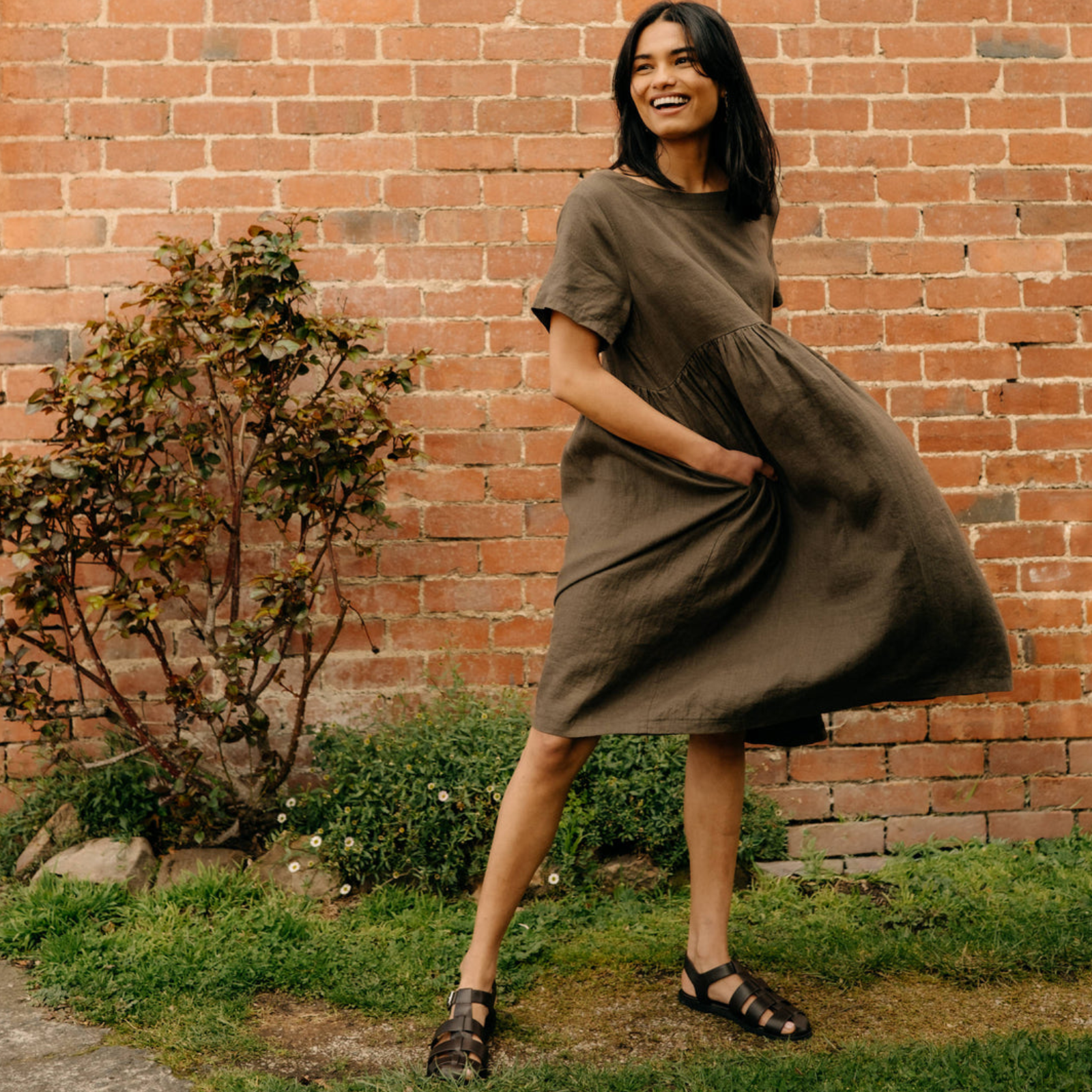 Montaigne Juni Linen Summer Staple Dress