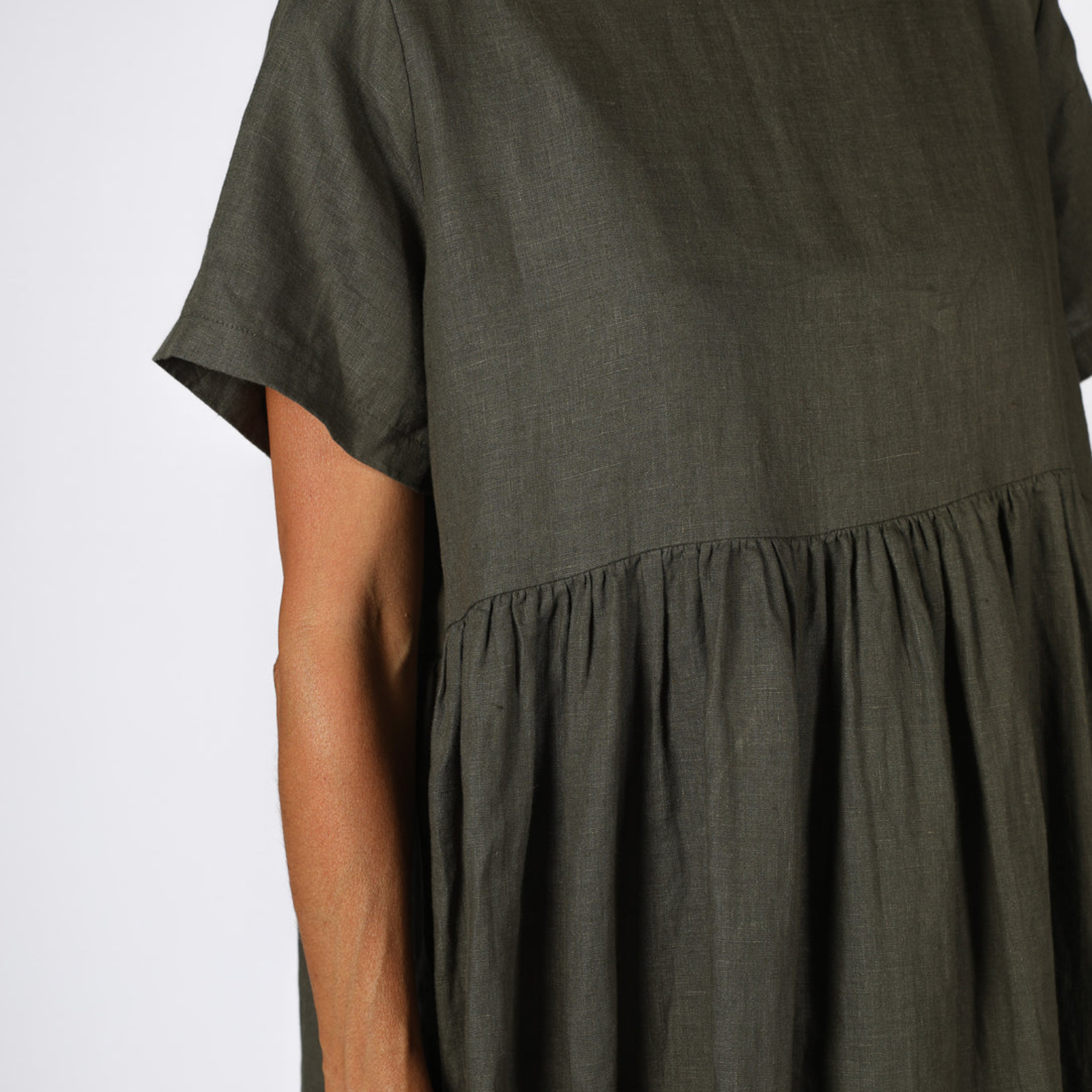 Montaigne Juni Linen Summer Staple Dress