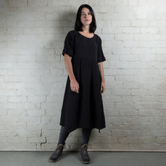 Violetta Par Manteau Noir Camille Black Linen Dress