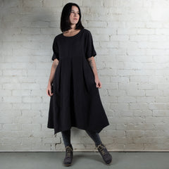 Violetta Par Manteau Noir Camille Black Linen Dress