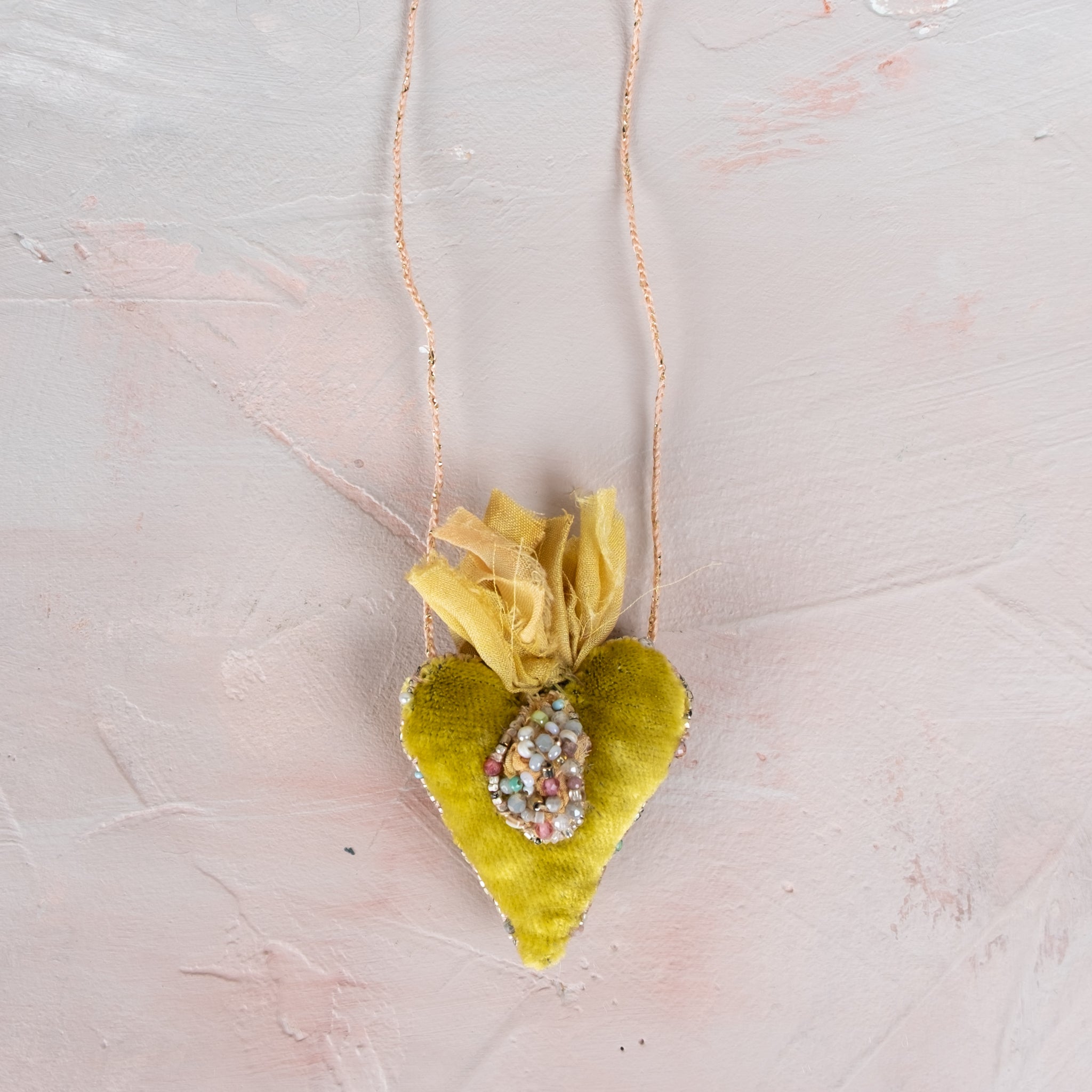 Antomoon Silk Velvet Hand Embroidered Heart Necklace