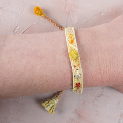 Antomoon Silk and Cotton Hand Embroidered Bracelet