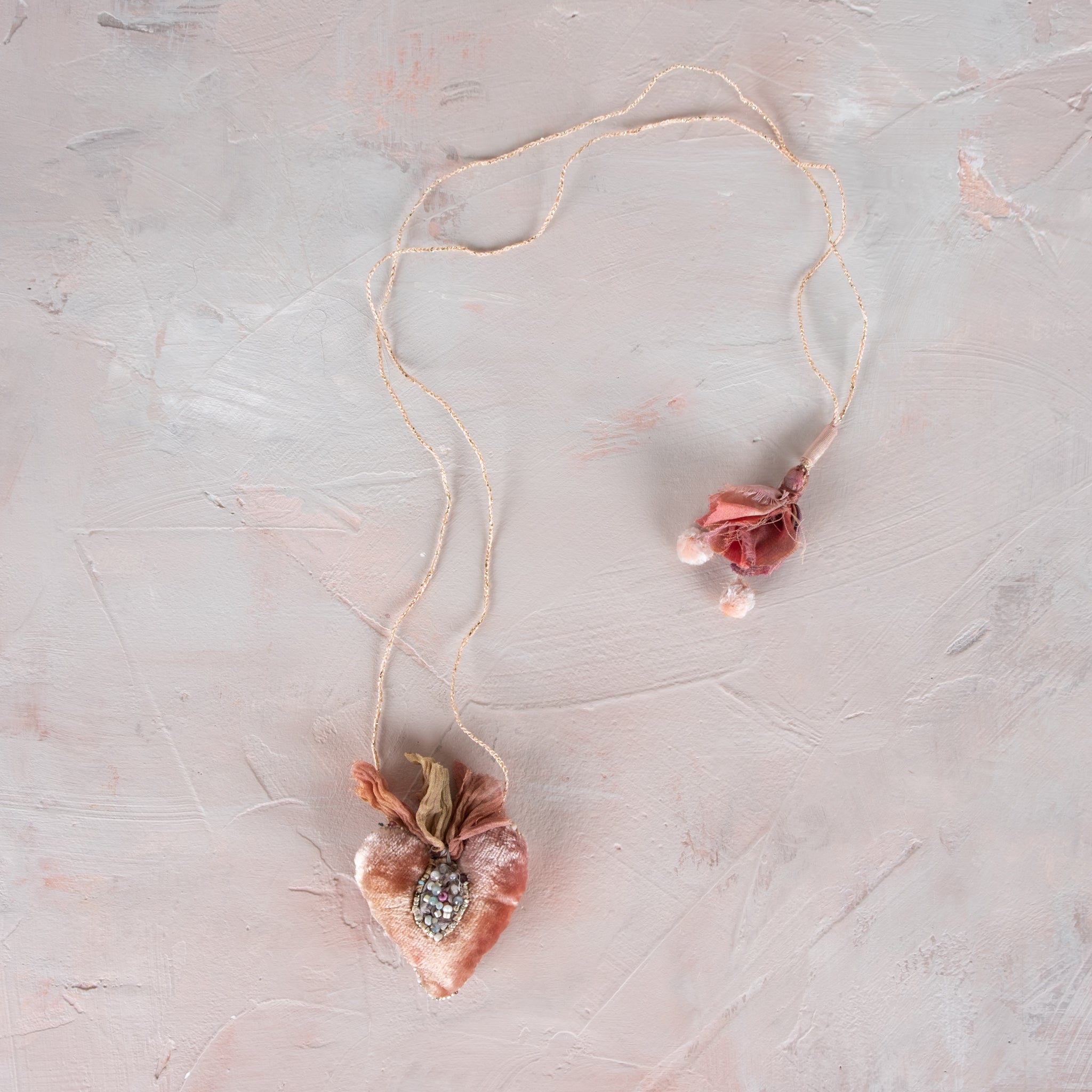 Antomoon Silk Velvet Hand Embroidered Heart Necklace
