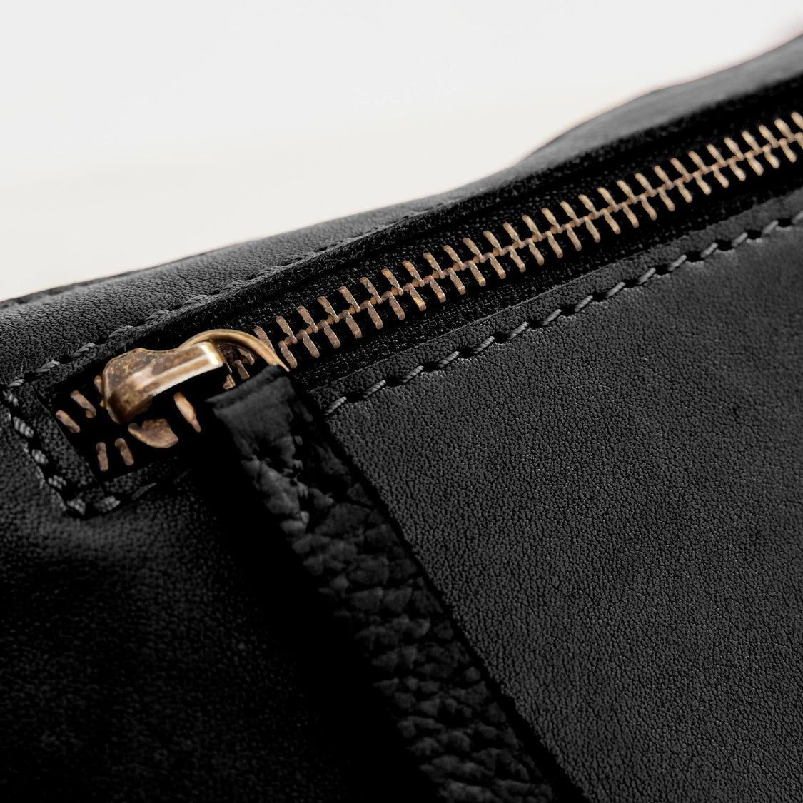 Juju & Co Monterey Crossbody Bag