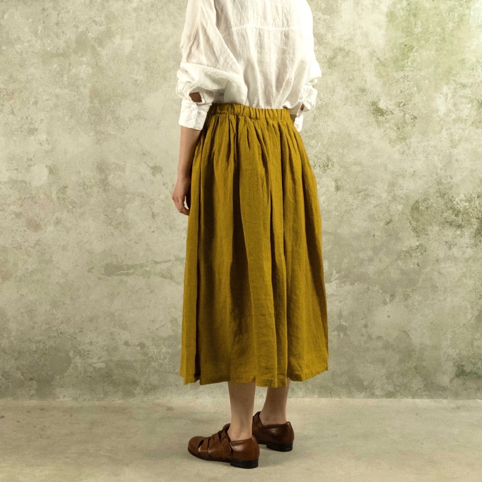Montaigne Linen Pocket Skirt