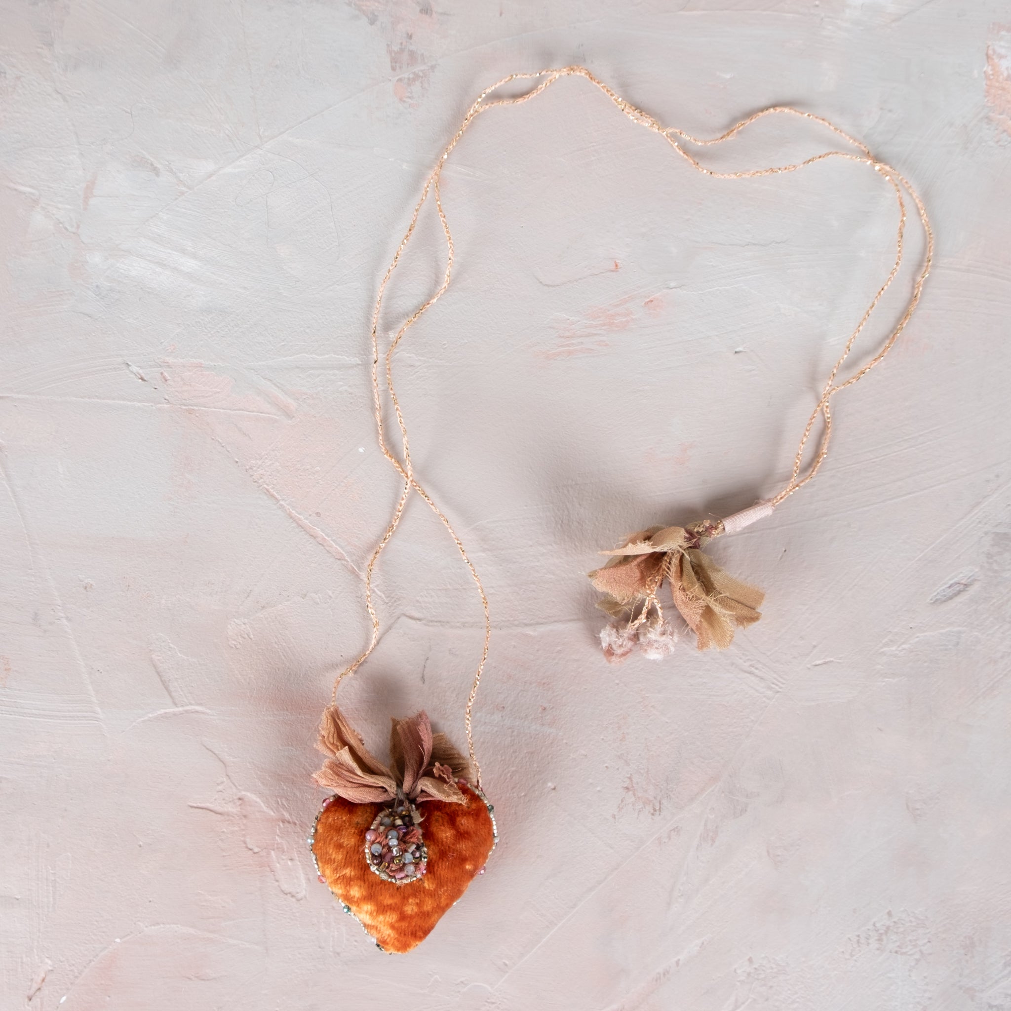 Antomoon Silk Velvet Hand Embroidered Heart Necklace