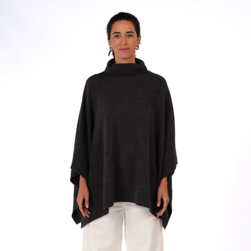 Montaigne Agnès 100% New Zealand Wool Poncho