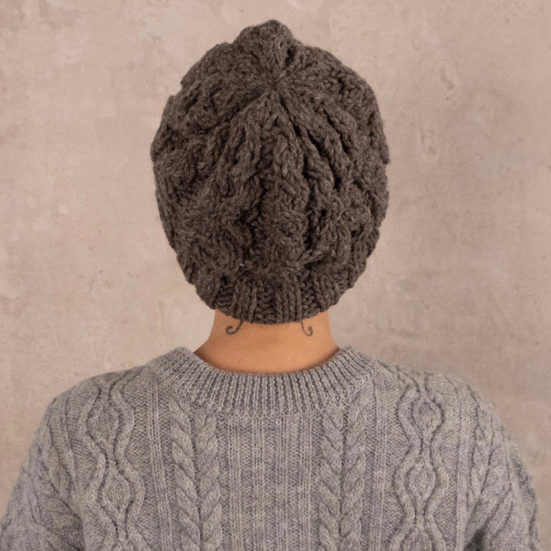 Ichi Antiquités Peruvian Hand Knitted Cable Wool Beanie