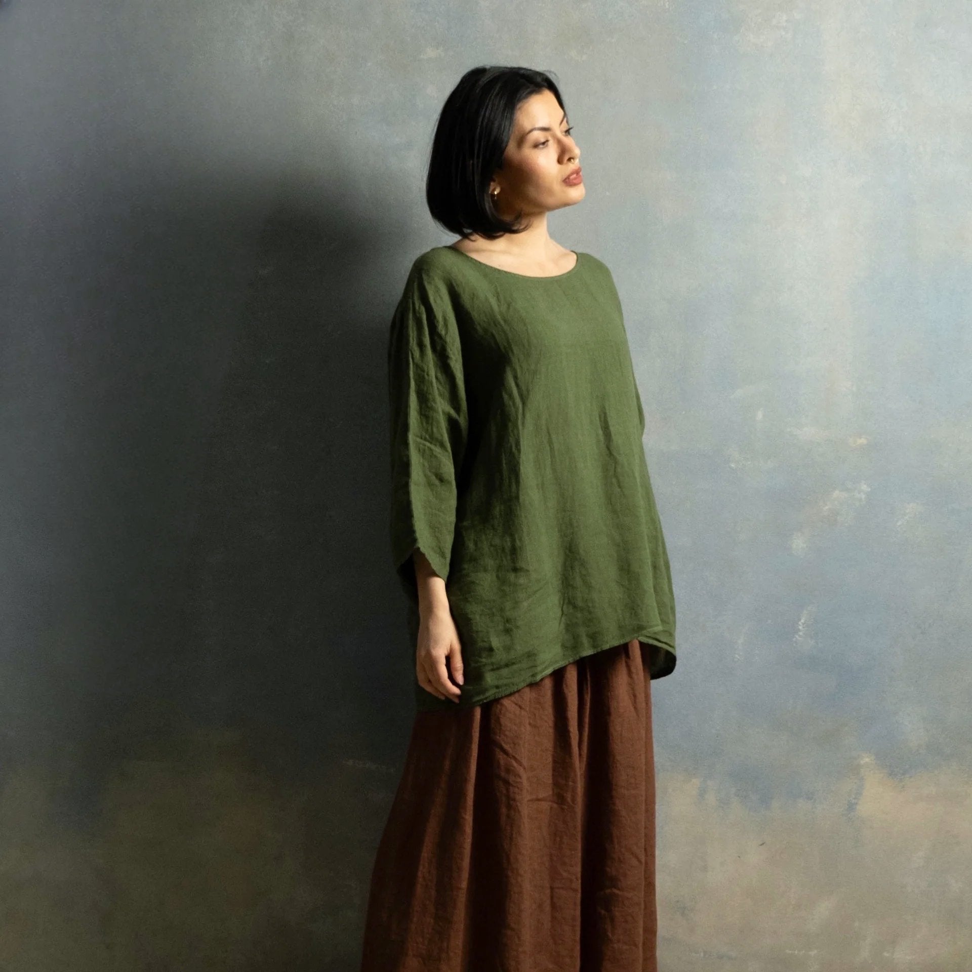 Montaigne Classic Linen Top