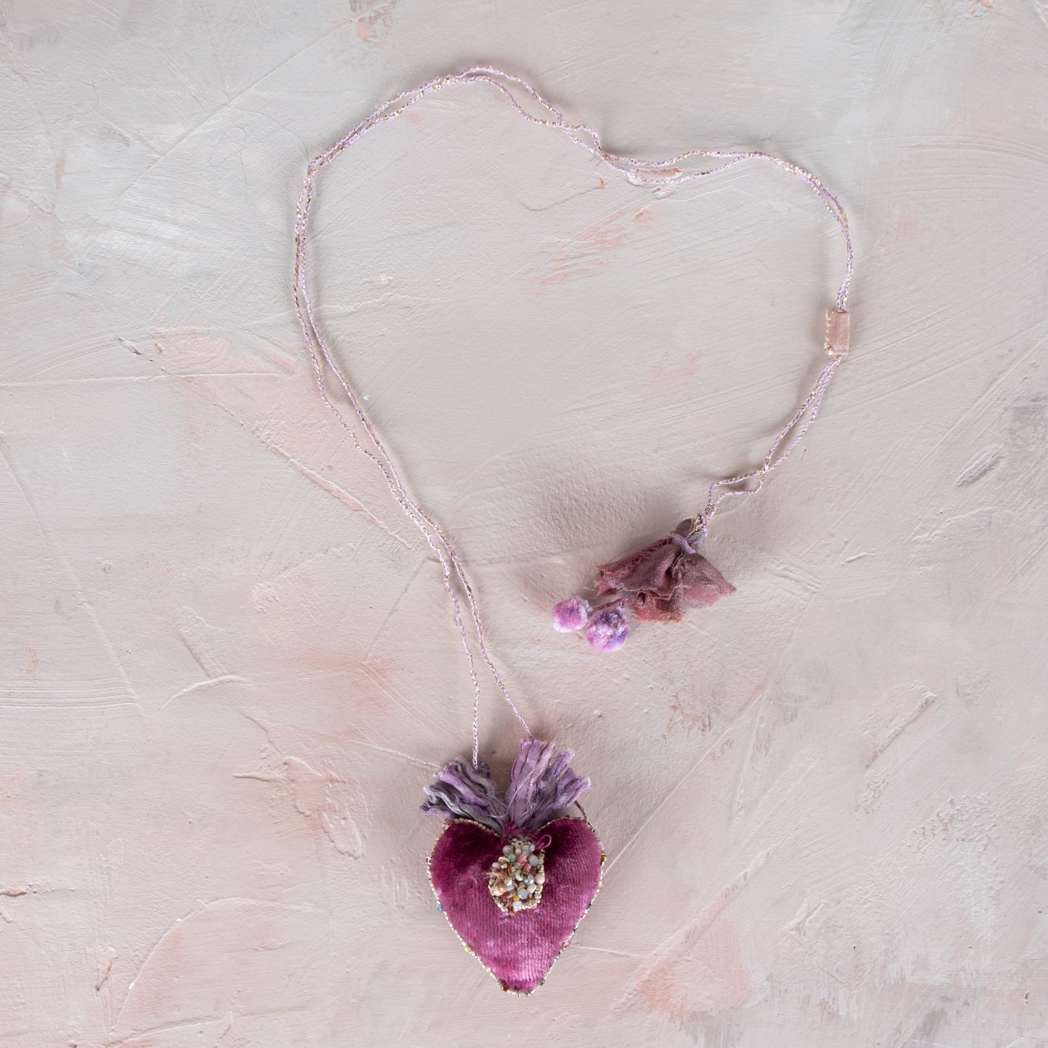 Antomoon Silk Velvet Hand Embroidered Heart Necklace