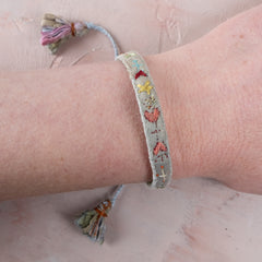 Antomoon Silk and Cotton Hand Embroidered Bracelet