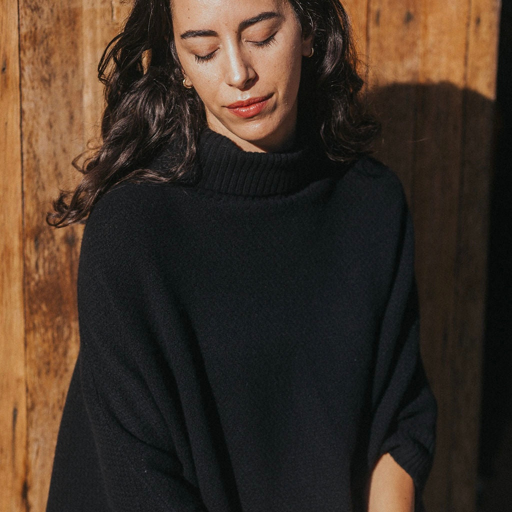 Montaigne Agnès 100% New Zealand Wool Poncho