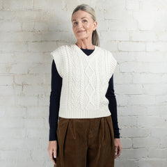 Aran Merino Wool Sweetpea V-Neck Diamond Vest