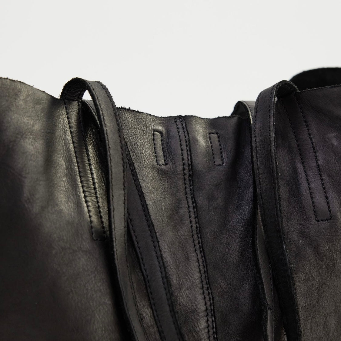 Juju & Co Unlined Tote Leather Bag