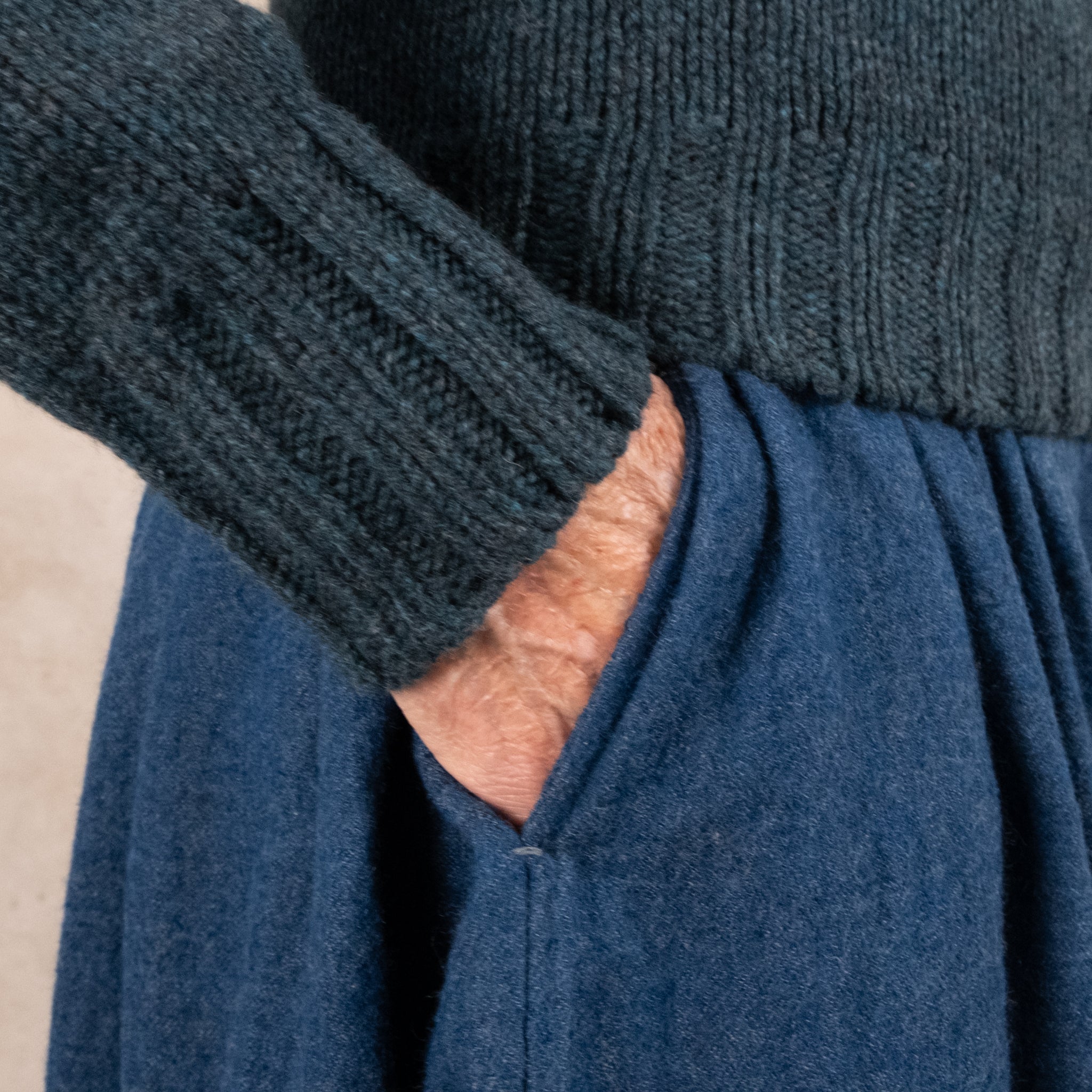 Harley of Scotland Chunky Knit Roll Neck Wool Sweater Lugano