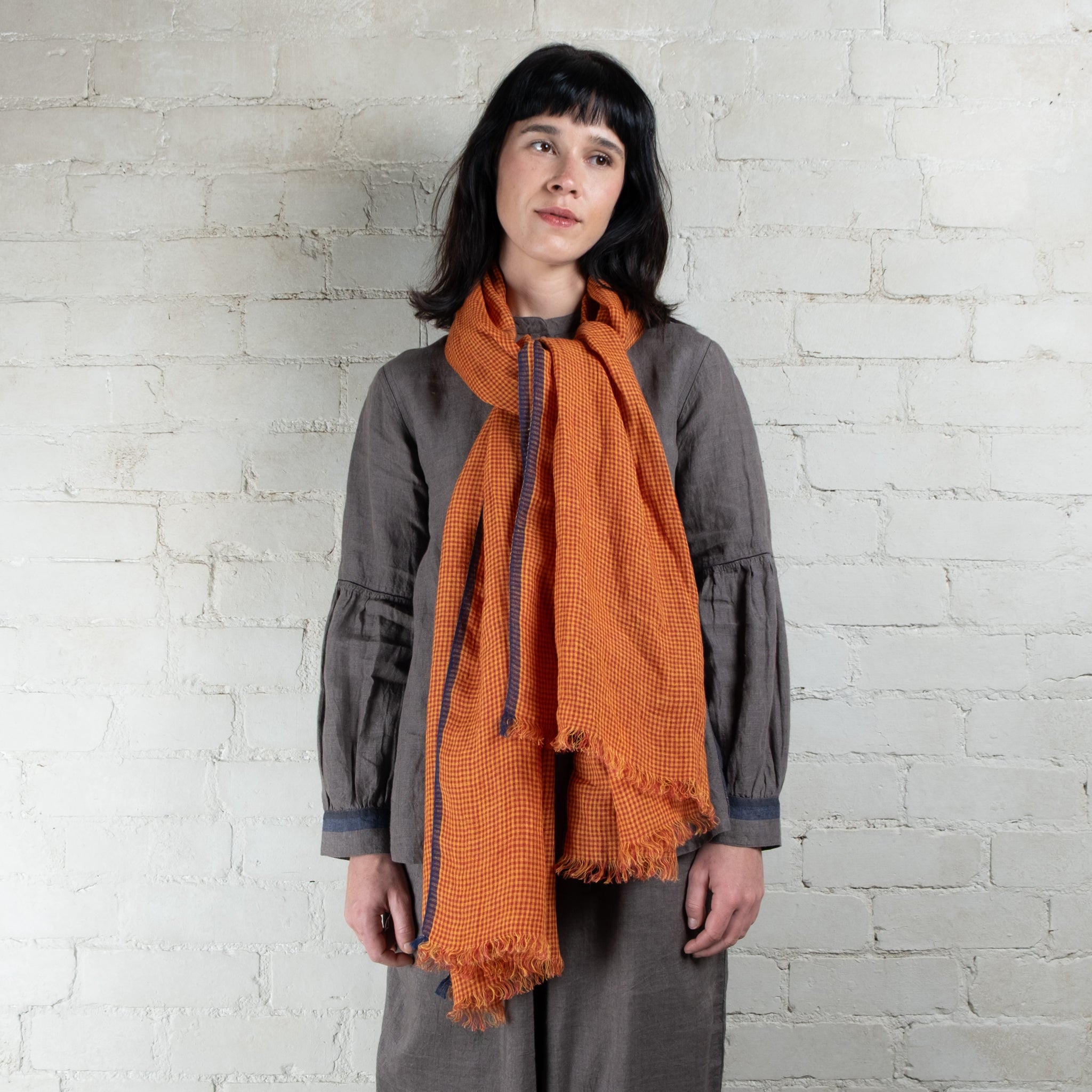 DVE Hand Loomed Linen Scarf NJ-87