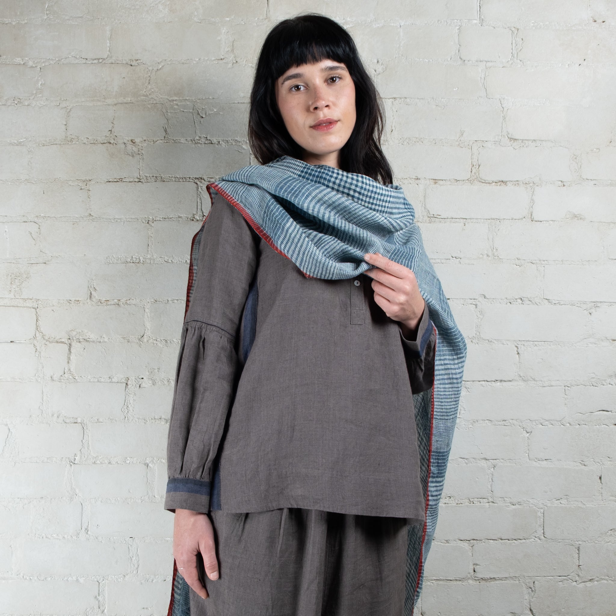 DVE Hand Loomed Linen Scarf NJ-94