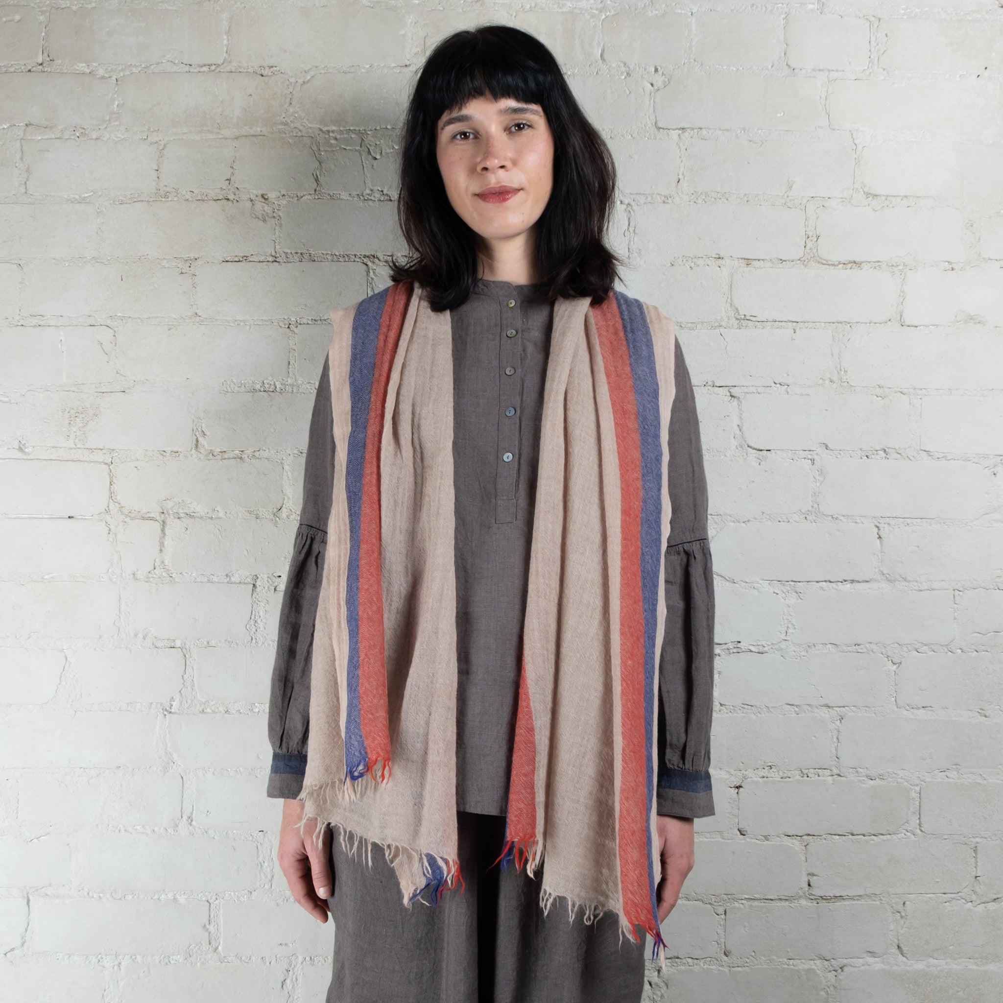 DVE Hand Loomed Woollen Scarf NJ-100
