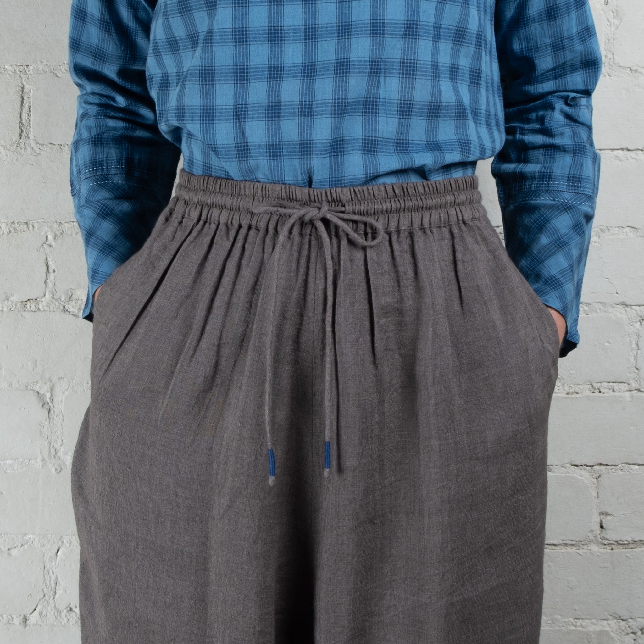 Dve Mahira Linen Pants