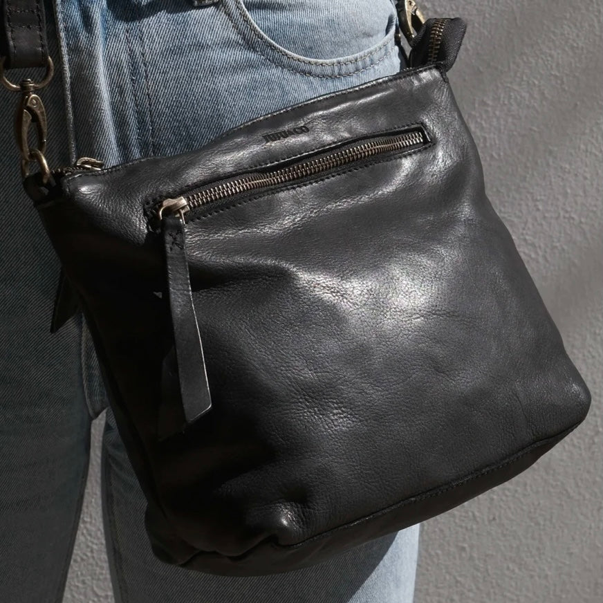 Juju & Co Large Essential Pouch Bag