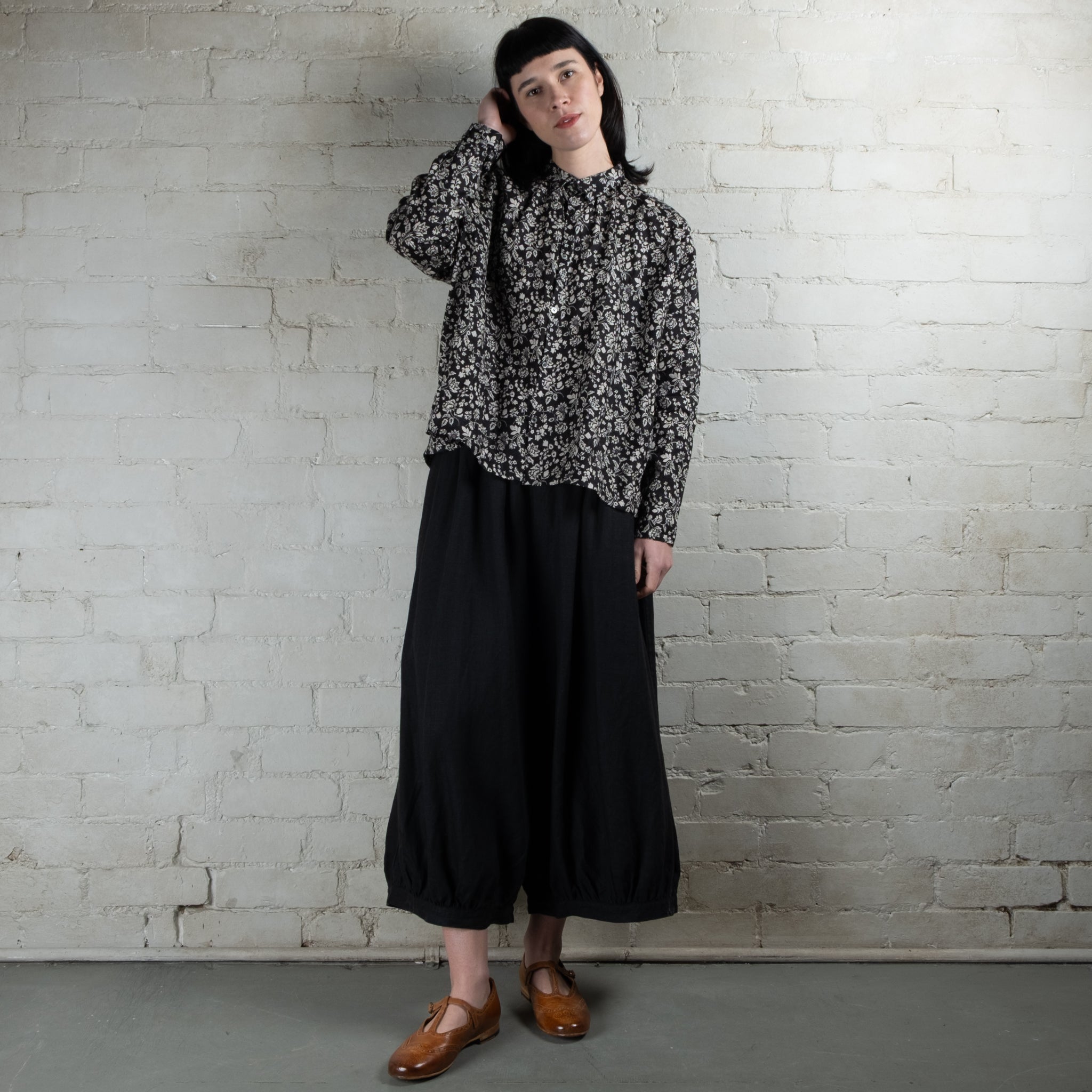 Ichi Antiquités Black Floral Print Linen Shirt