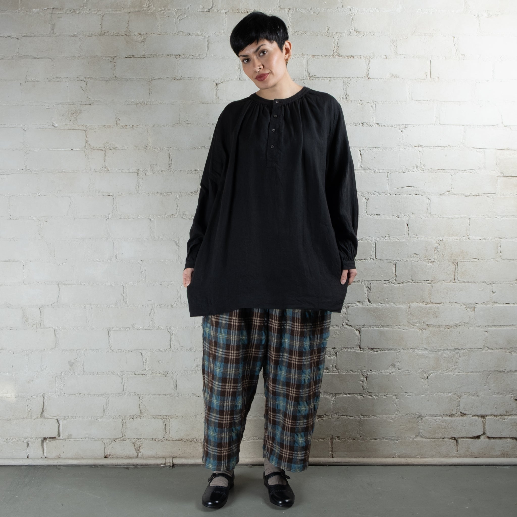 Ichi Antiquités Black Linen Henley Blouse