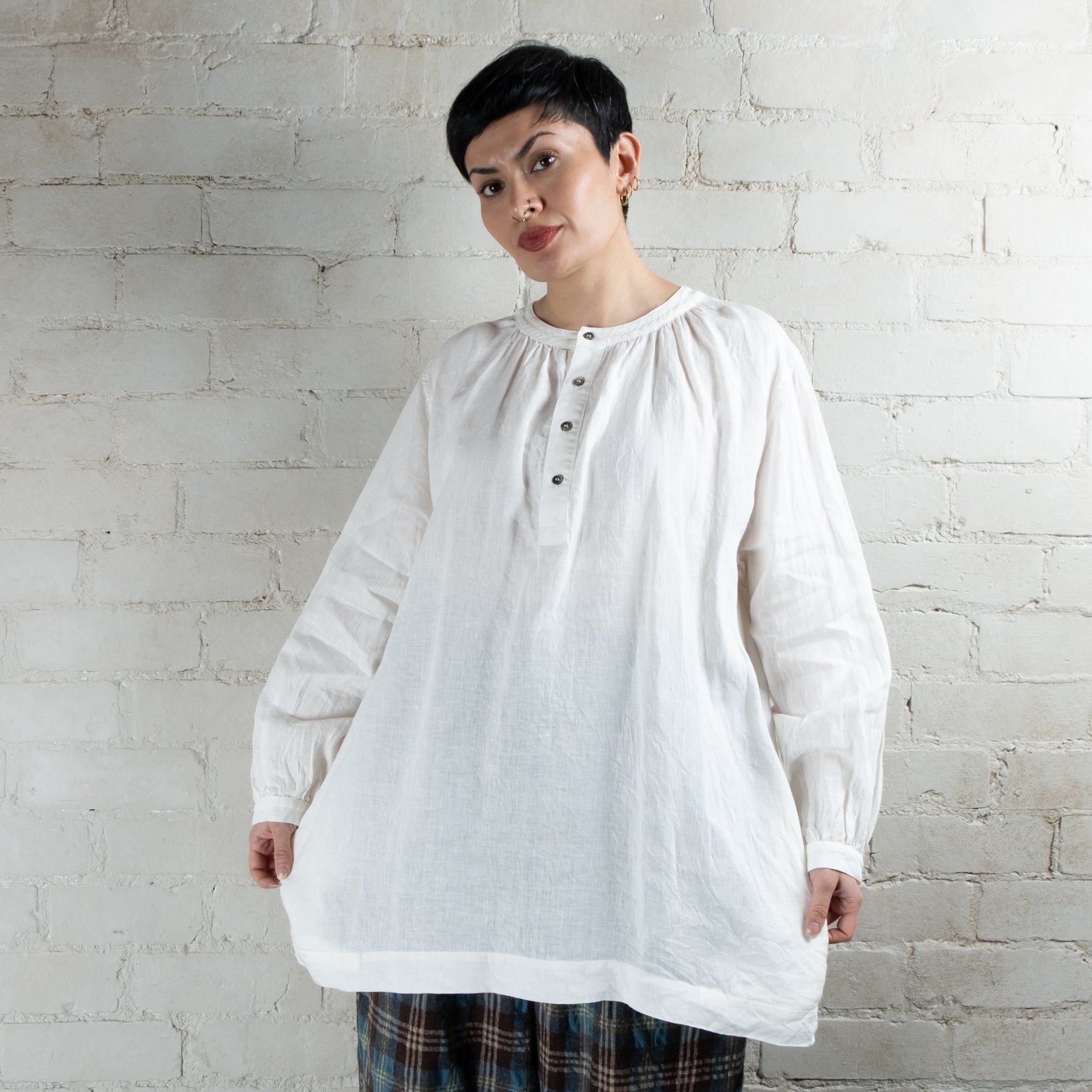 Ichi Antiquités White Linen Henley Blouse