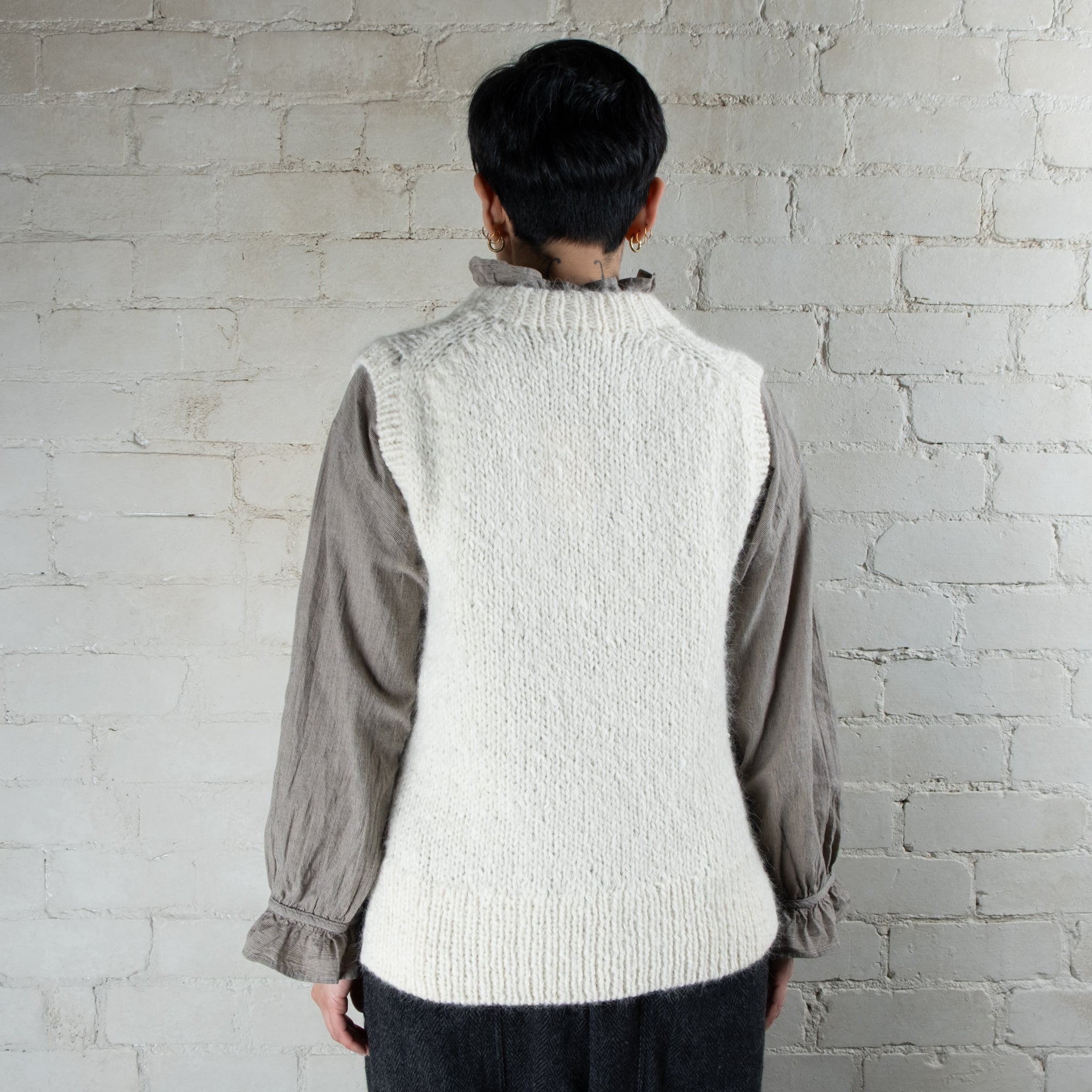 Ichi Antiquités Peruvian Hand Knitted Wool Vest
