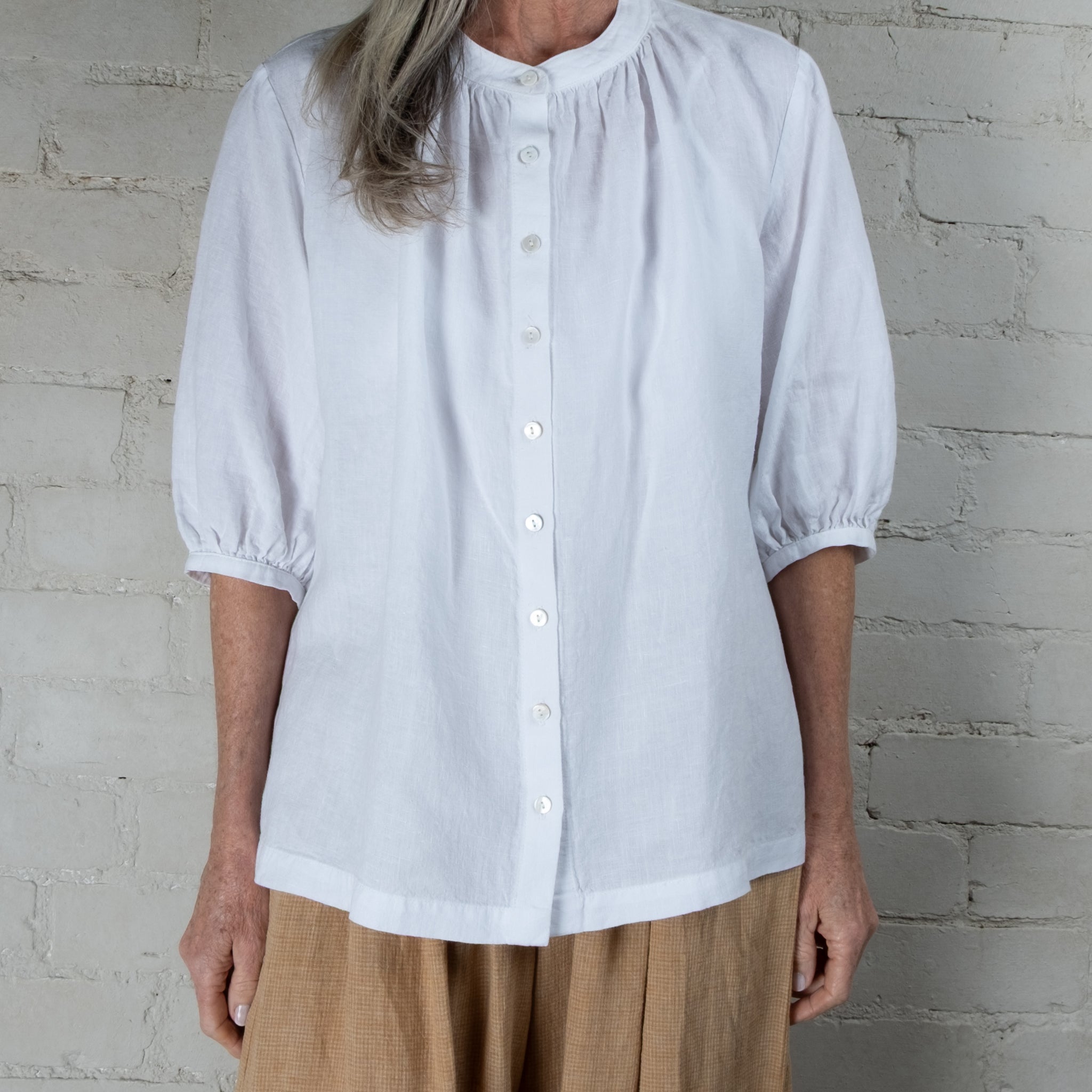 Violetta Penelope White Linen Blouse