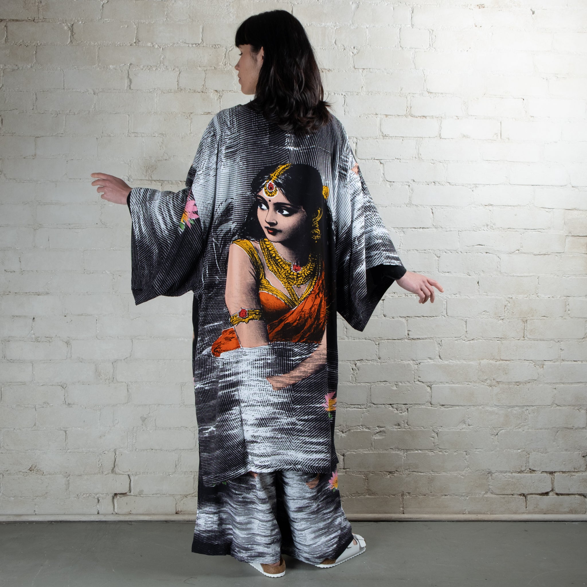 The Esoteric World Sunset Kimono