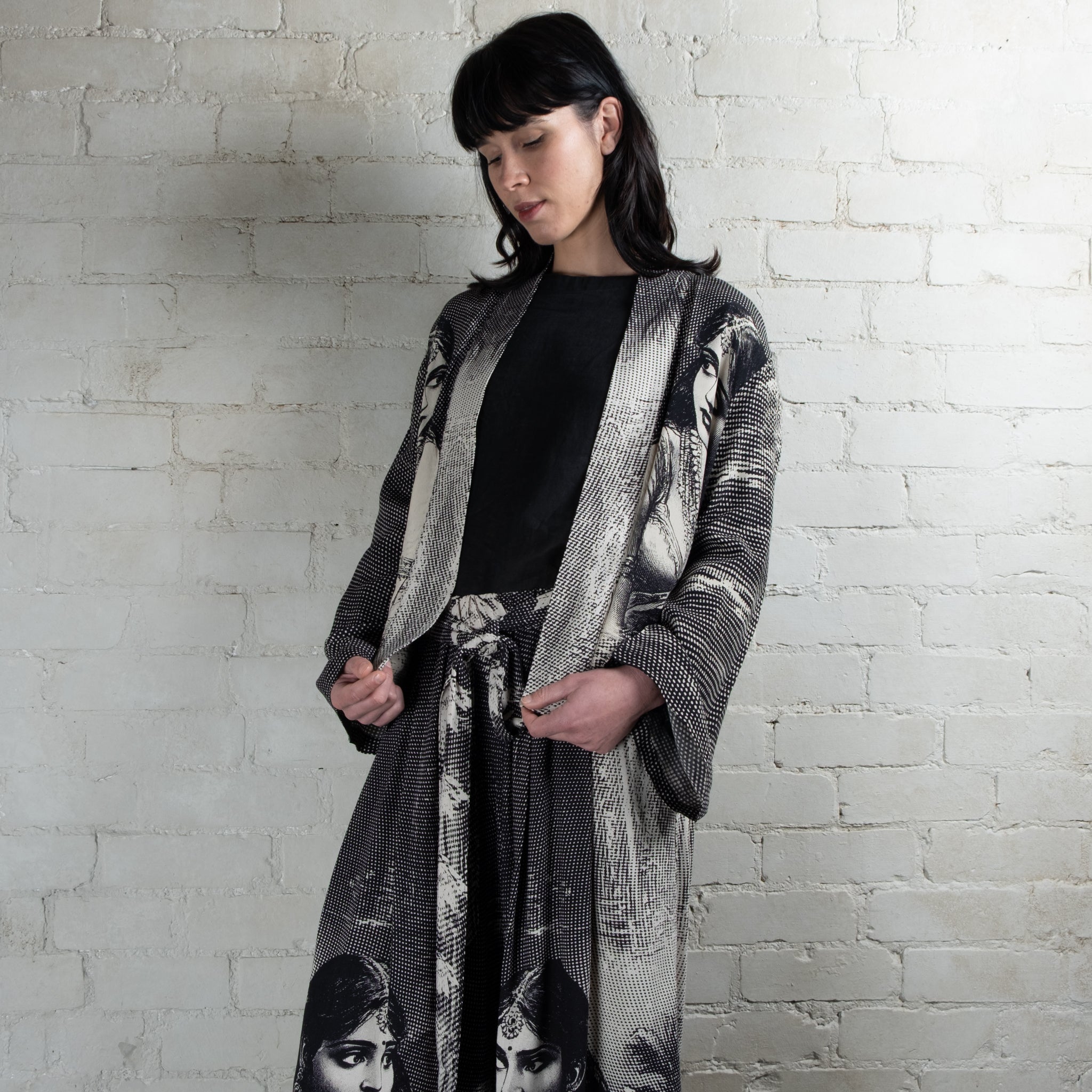 The Esoteric World Kebaya Lotus Lady Kimono