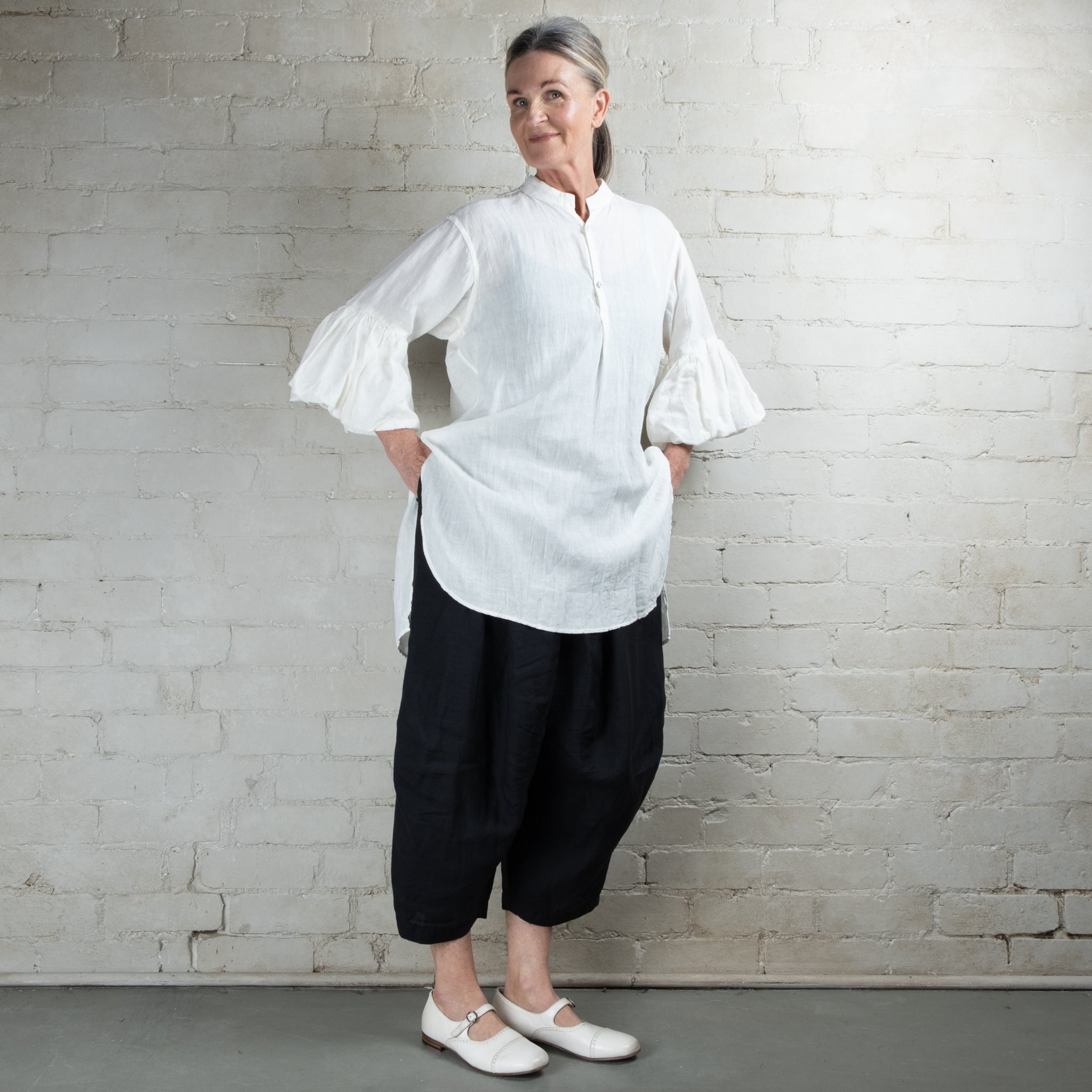 Hallelujah Off White #11 Edwardian Linen Chemise