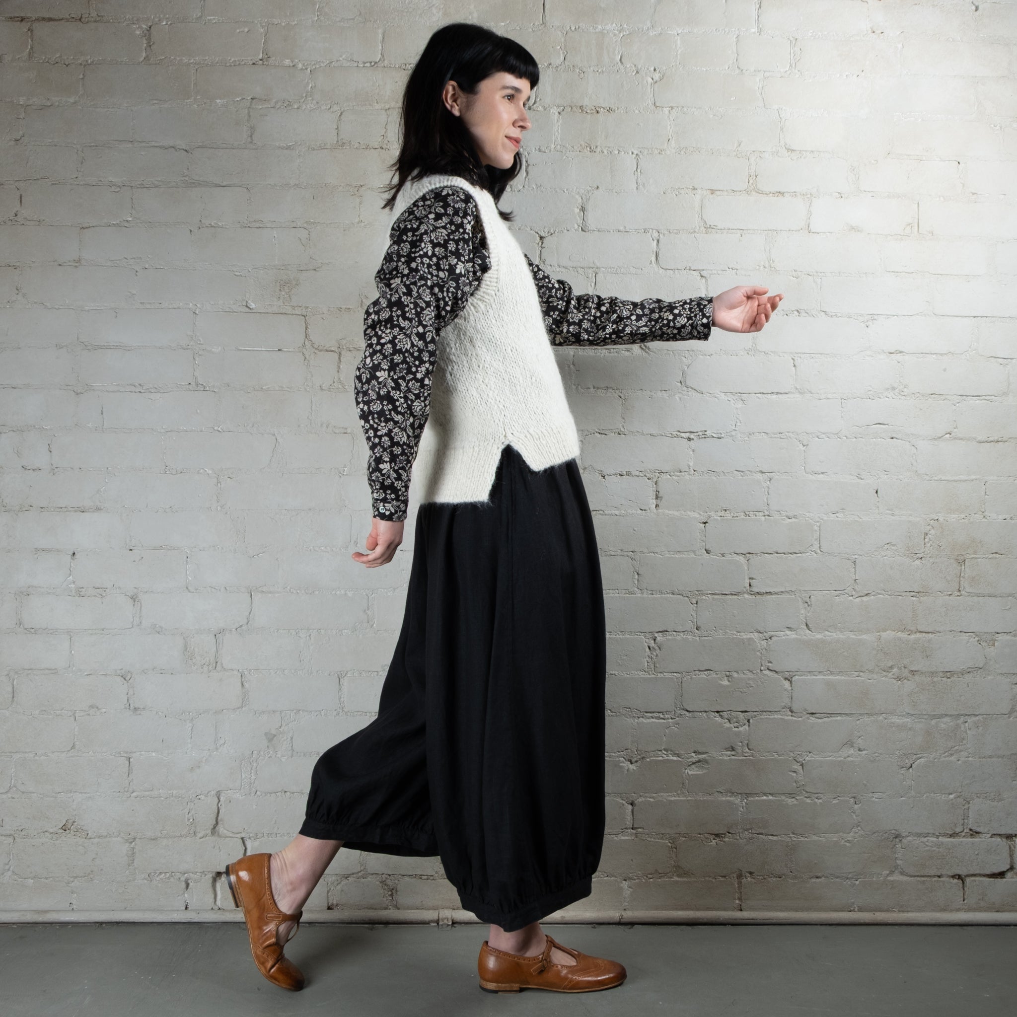 Ichi Antiquités Peruvian Hand Knitted Wool Vest