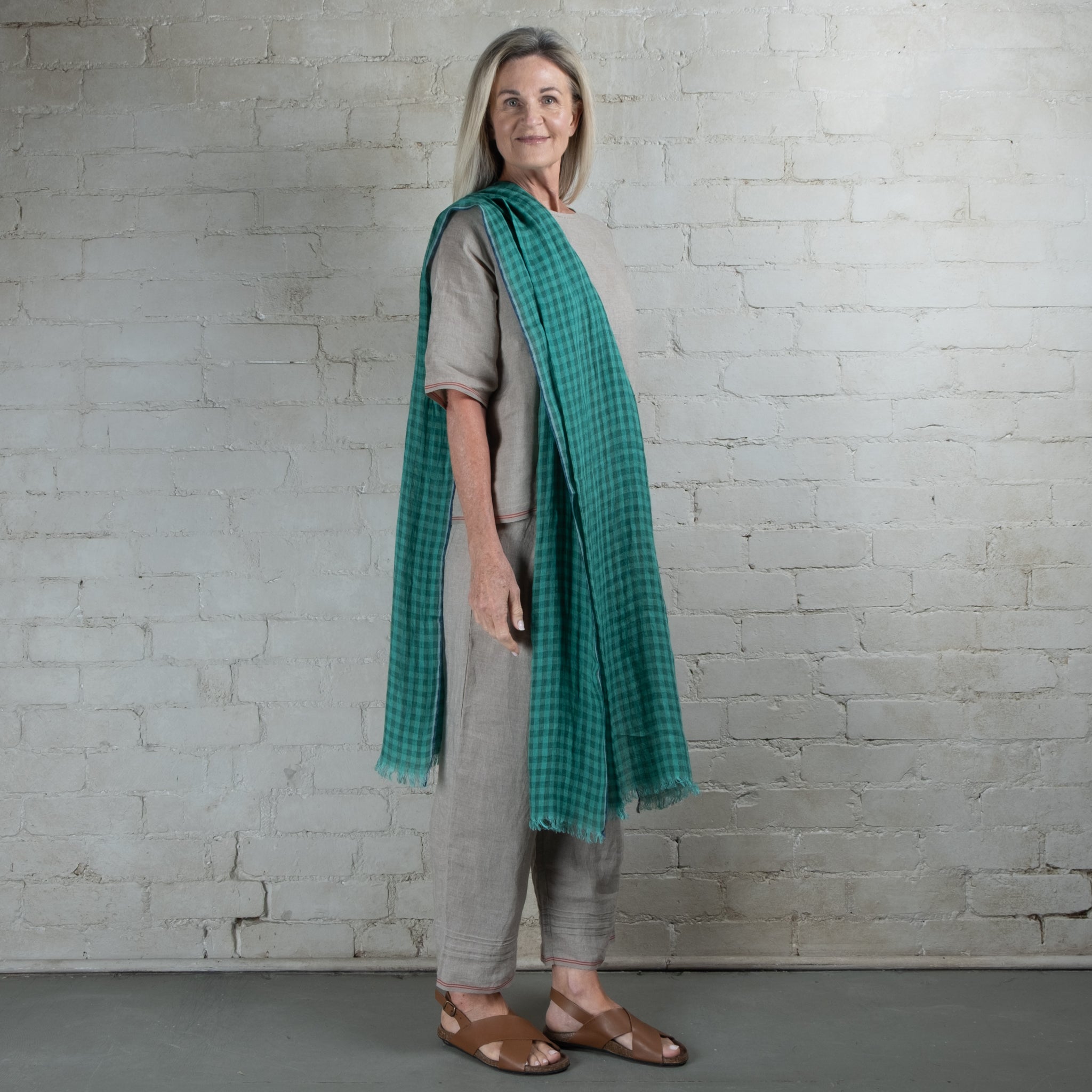DVE Hand Loomed Emerald Linen Check Scarf