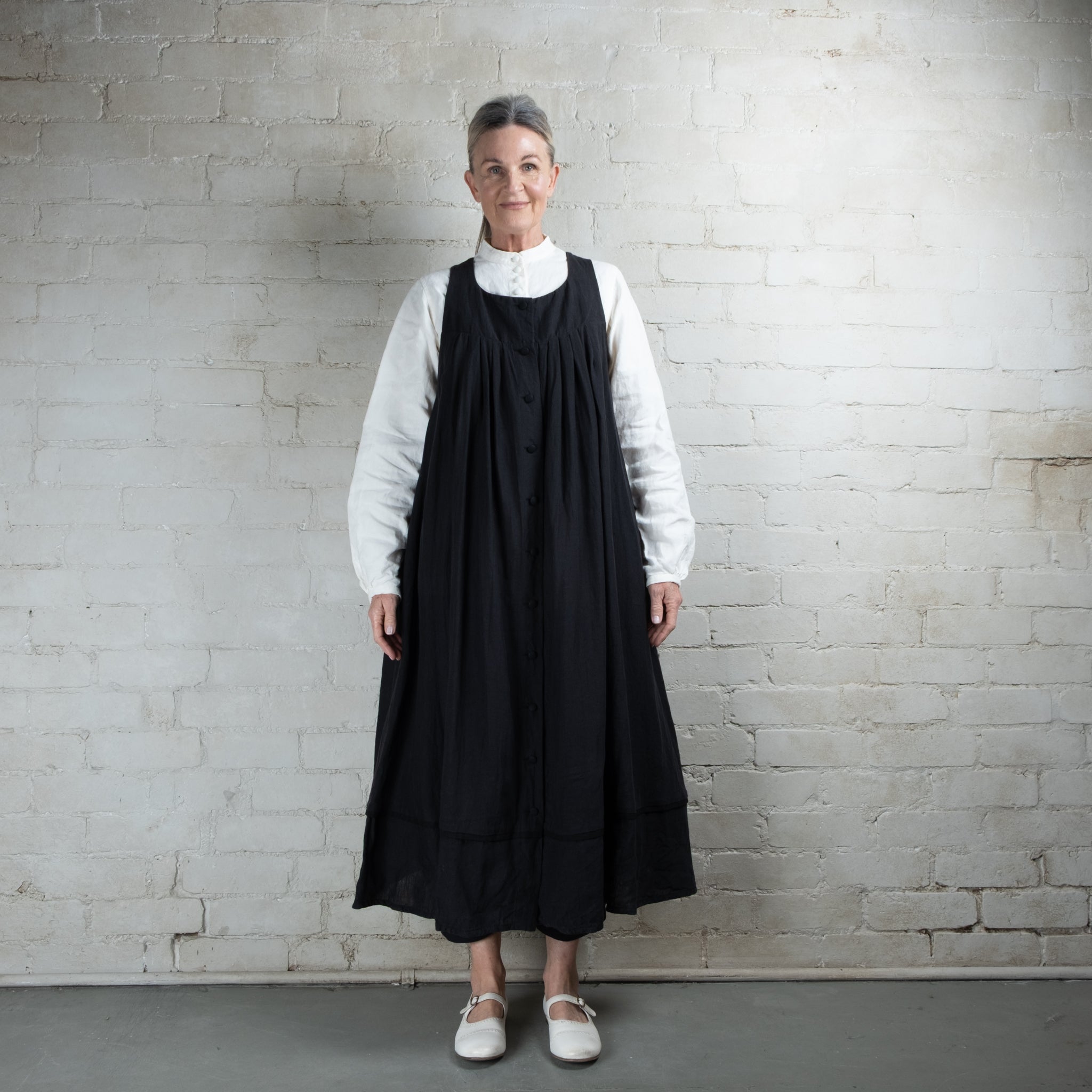 Hallelujah Black #9 Robe Agriculteur Linen Pinafore Dress