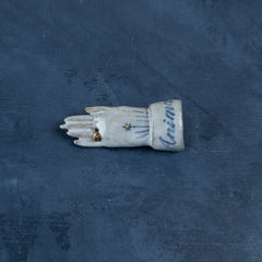 Hand Brooch By Arii Momoyo Pottery